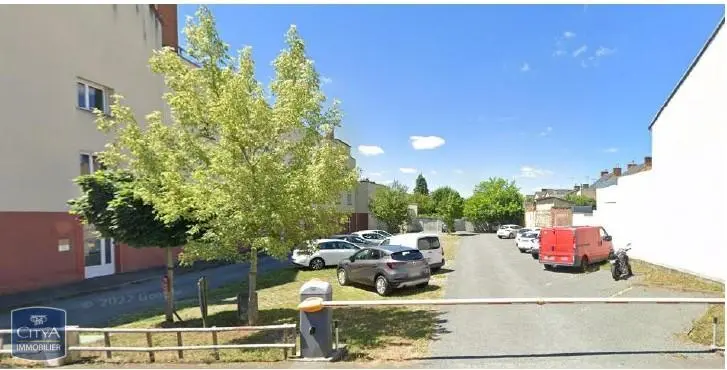 Photo 1 Parking