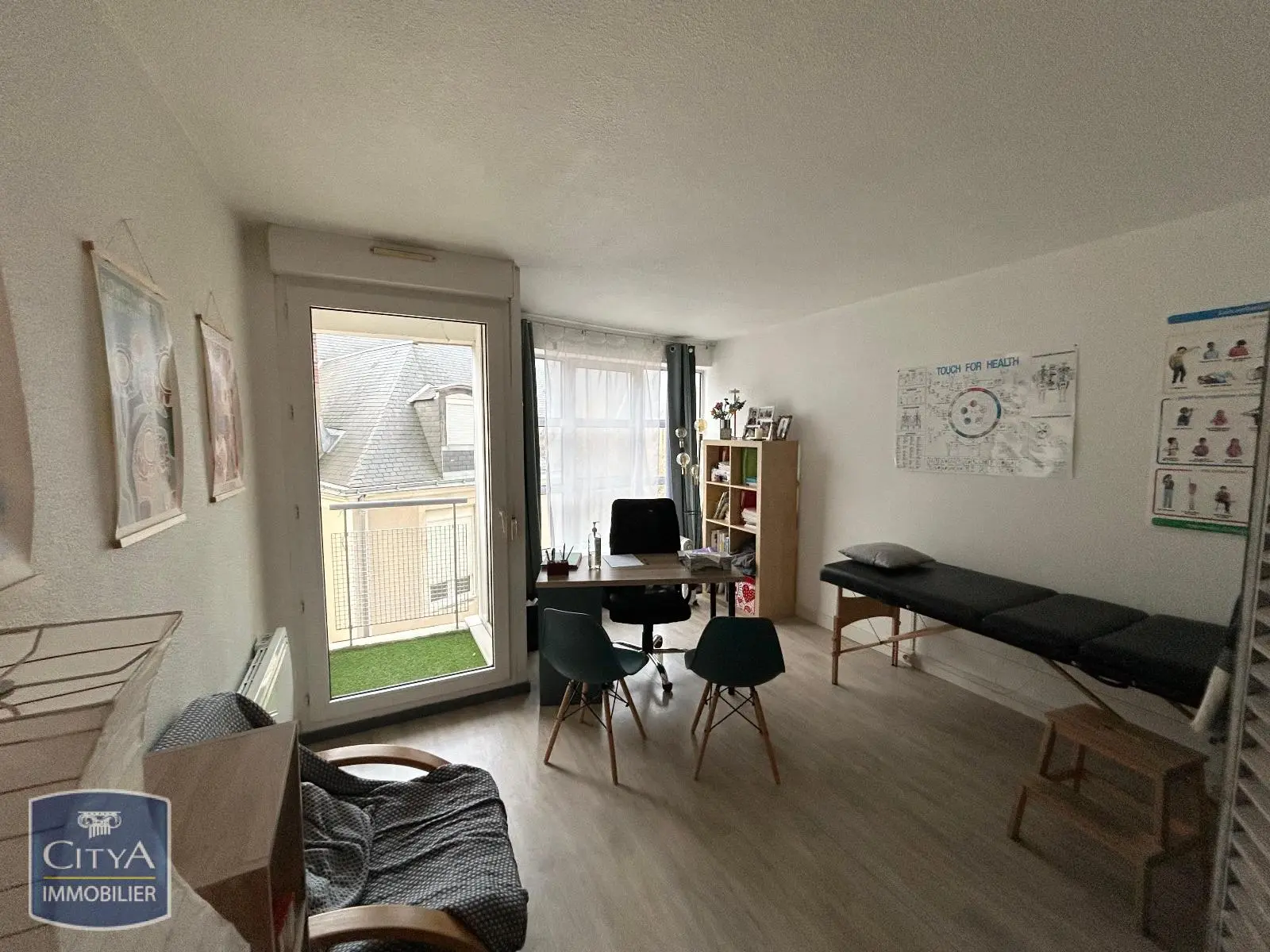 Photo 1 Appartement 1 pièce 21.81m²