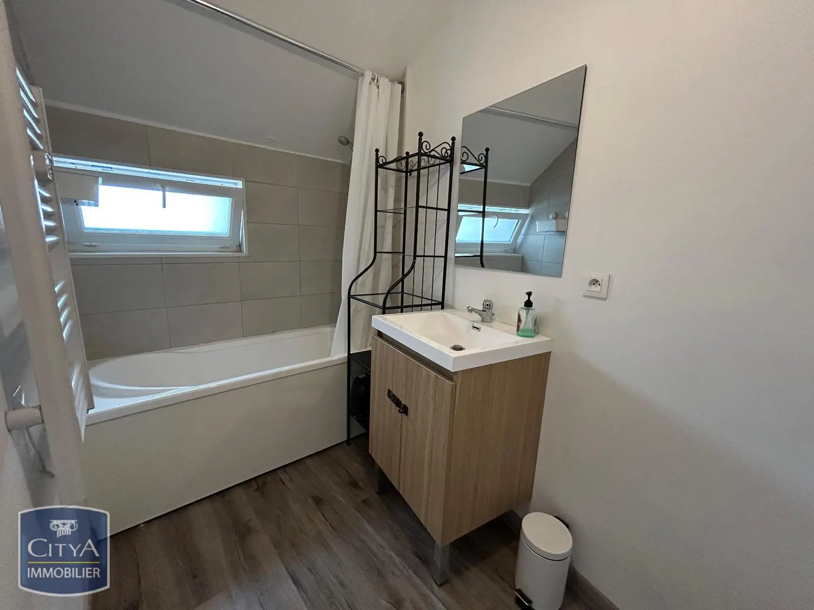 Photo 7 Appartement 1 pièce 9.89m²