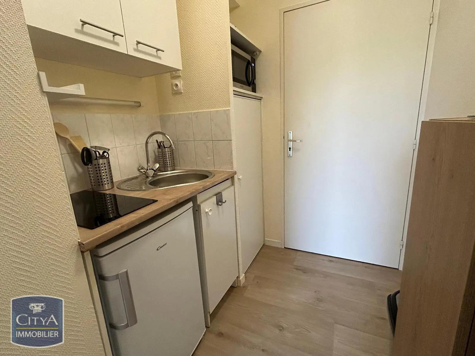 Photo 6 Appartement 1 pièce 17.1m²