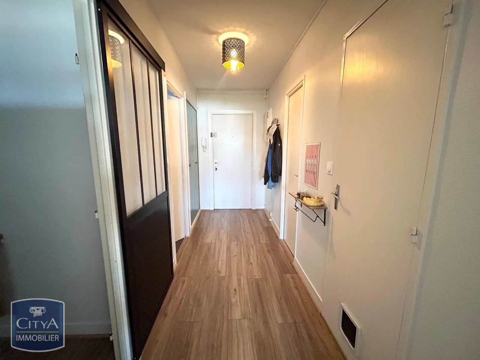 Photo 3 Appartement 1 pièce 46.08m²