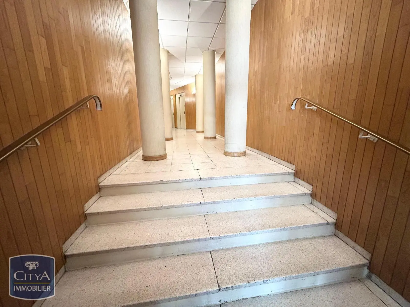 Photo 8 Appartement 1 pièce 46.08m²