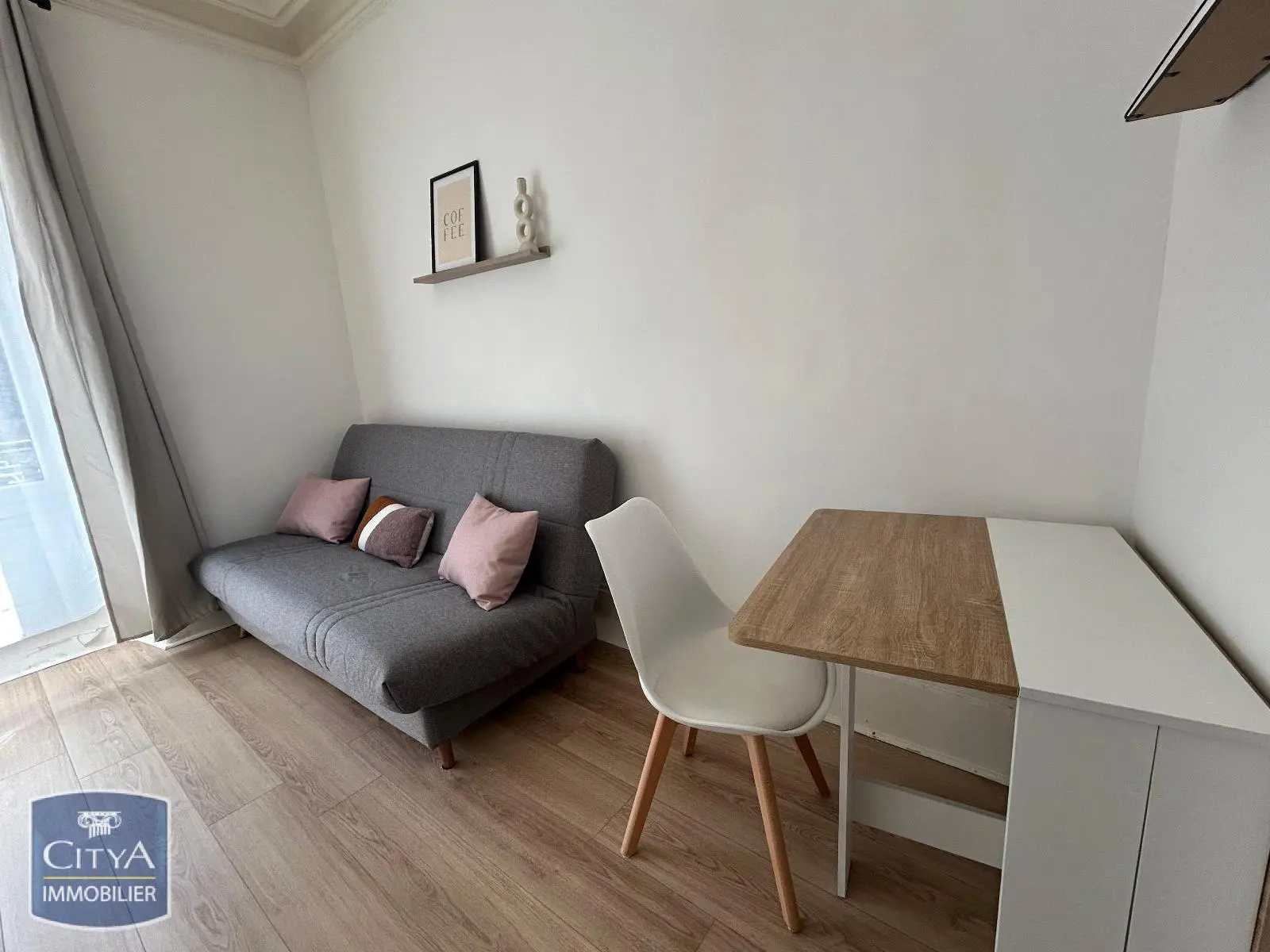 Photo 2 Appartement 1 pièce 17.73m²