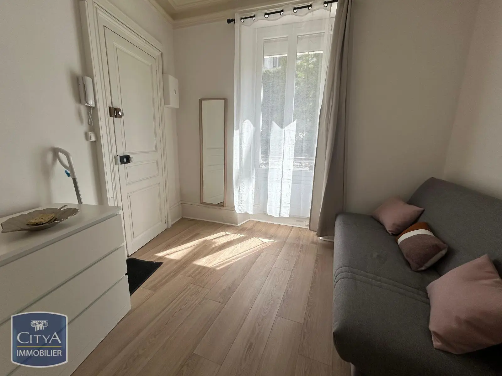 Photo 3 Appartement 1 pièce 17.73m²