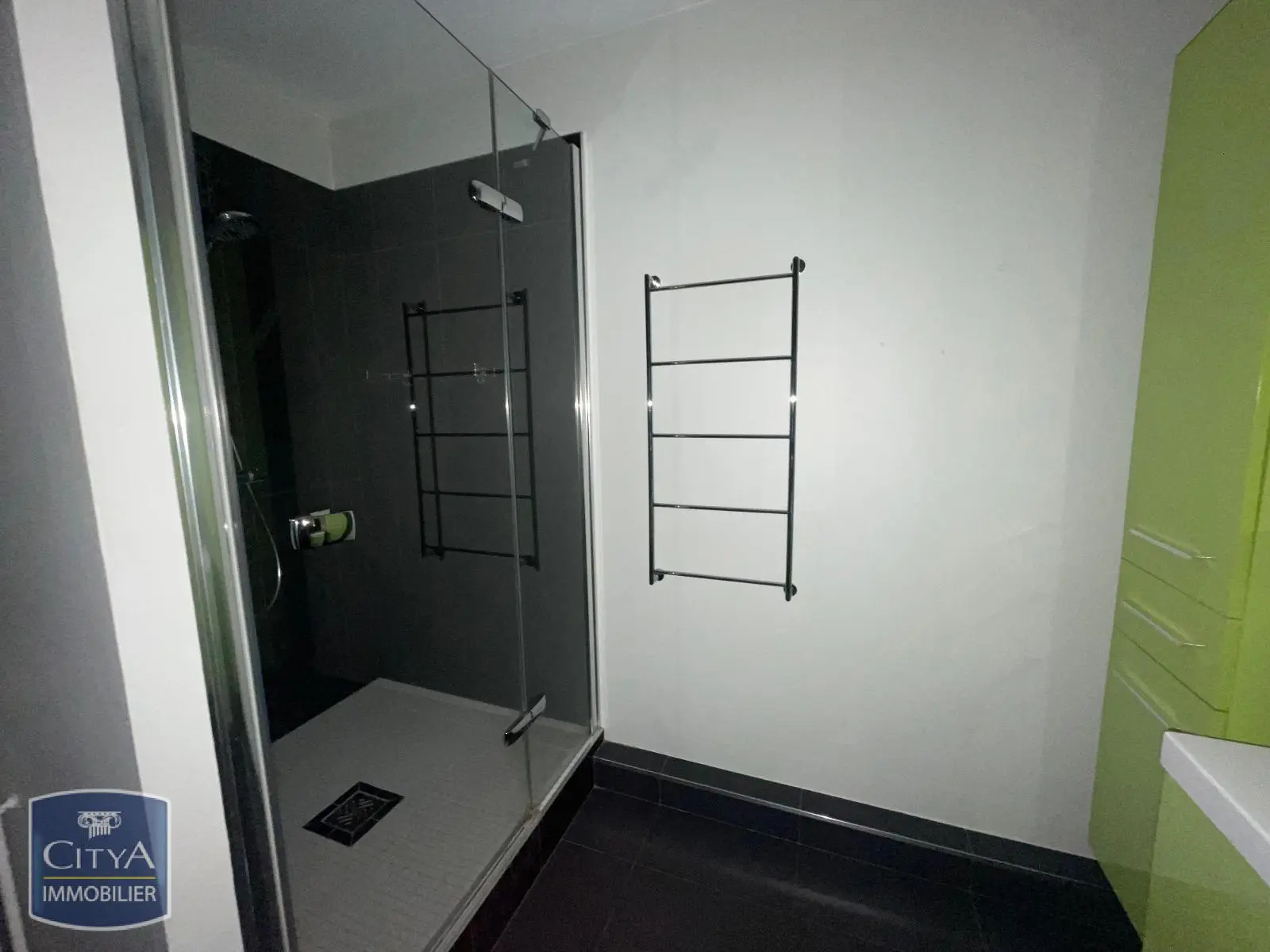 A LOUER GRAND T3 BOLLEE