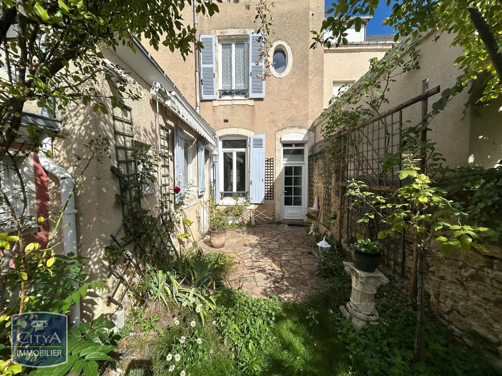 Photo 1 Maison 6 pièces 125.73m²