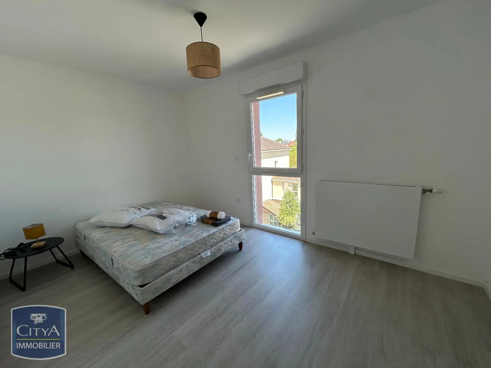 T4 MEUBLE MODERNE RECENT TERRASSE 65M2