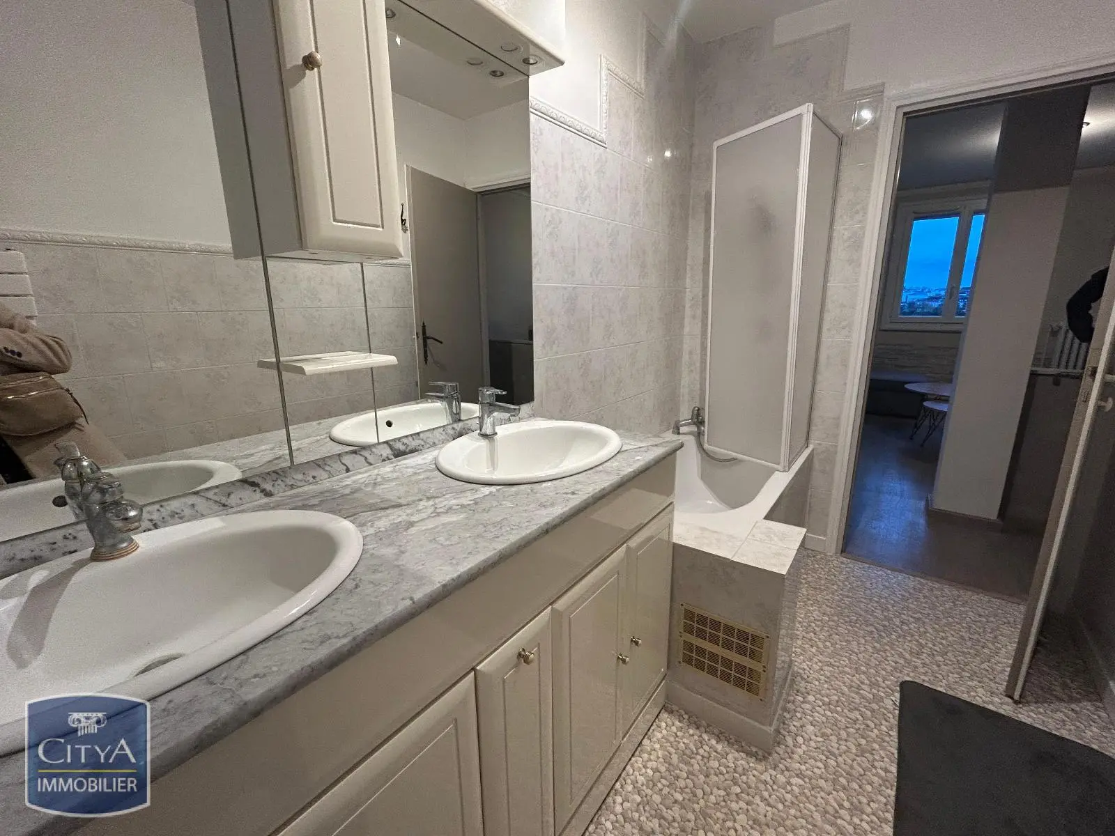 Photo 10 pour Appartement 4 pièces 72.12m² Photo 10 Appartement 4 pièces 72.12m²