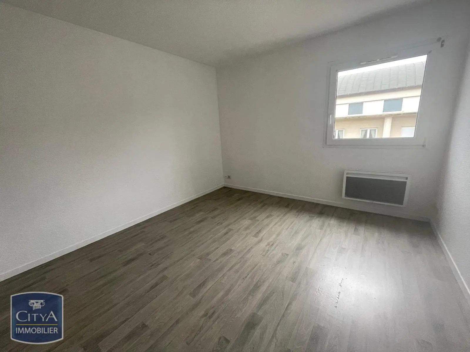 Photo 1 Appartement 1 pièce 19.8m²