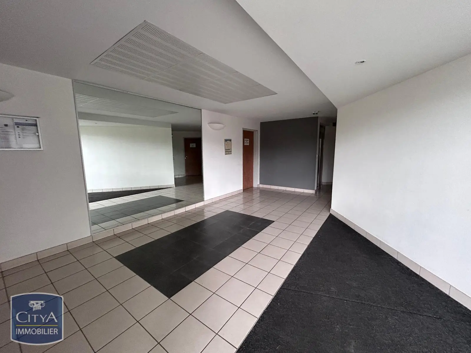 Photo 5 Appartement 1 pièce 31.43m²