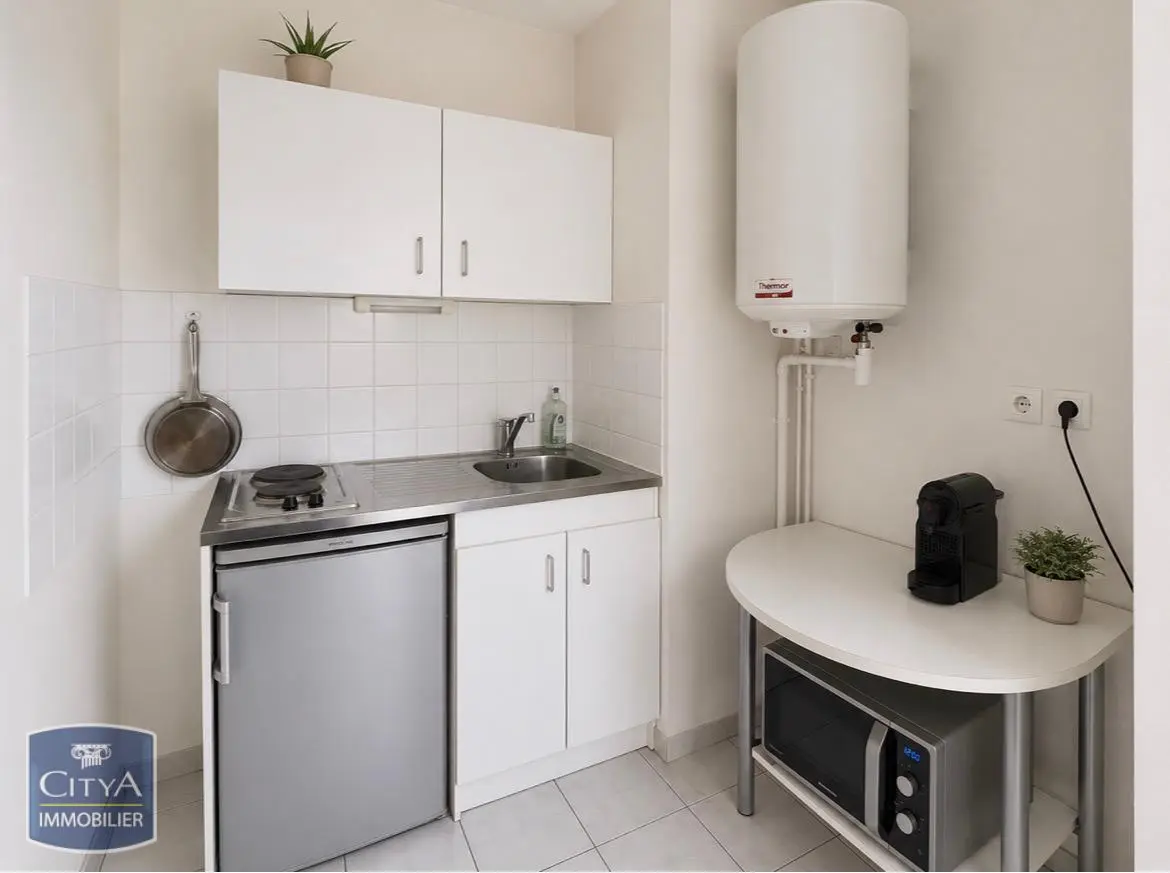 Photo 3 Appartement 1 pièce 31.43m²
