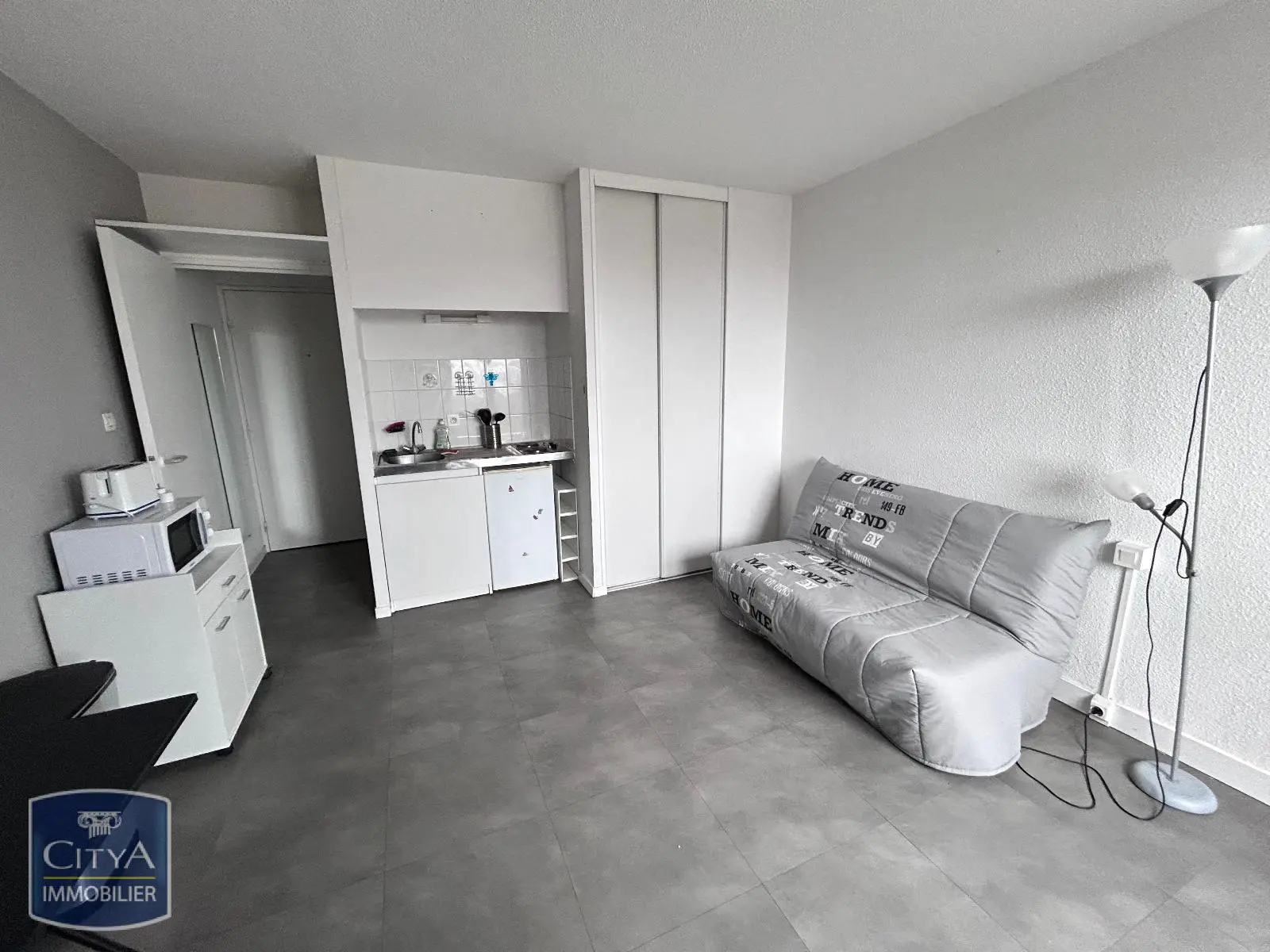 Photo 1 Appartement 1 pièce 20.22m²