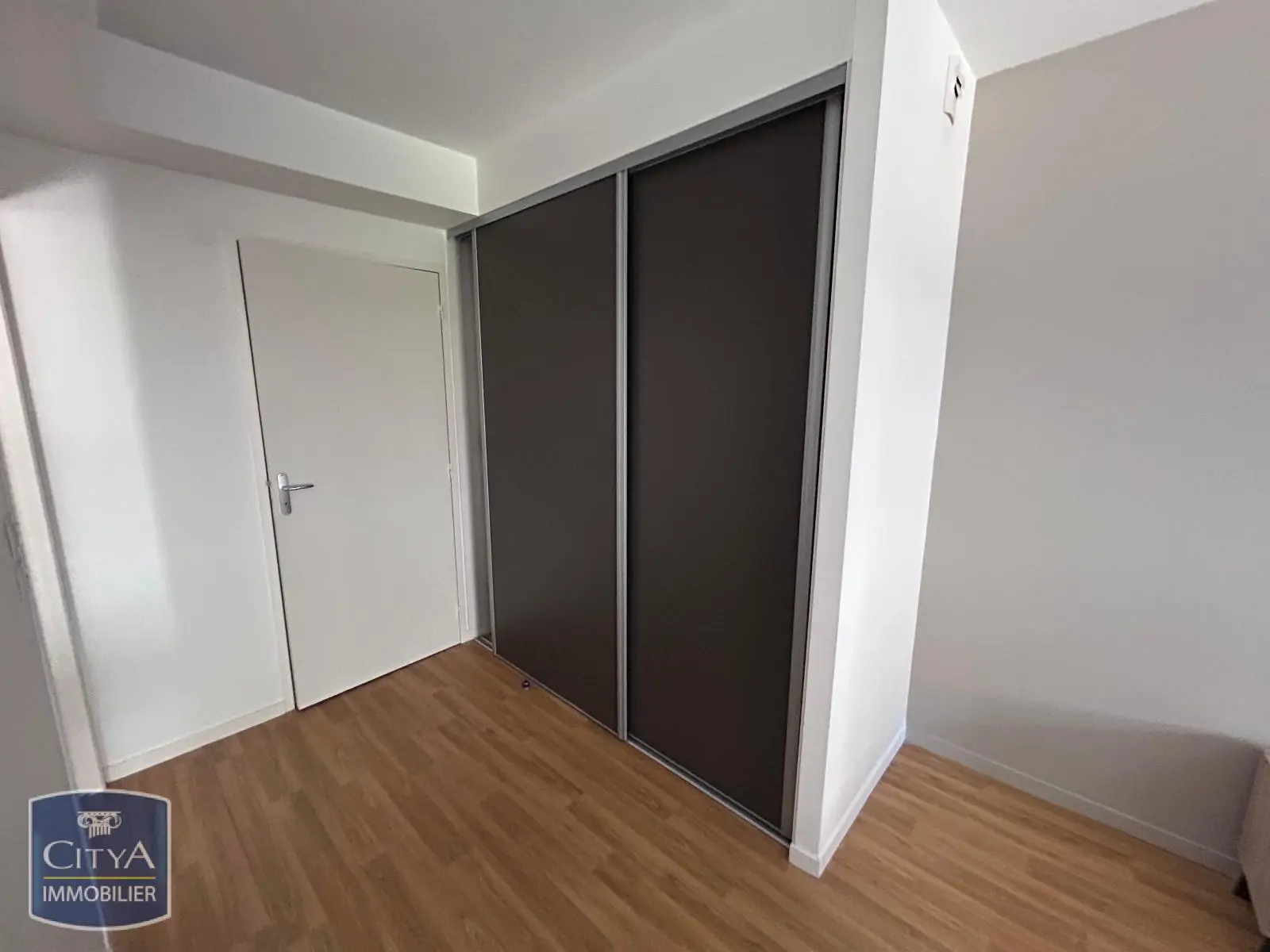 Photo 8 Appartement 1 pièce 43.44m²
