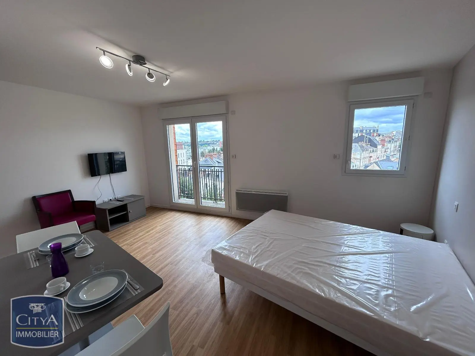 Photo 3 Appartement 1 pièce 33.83m²
