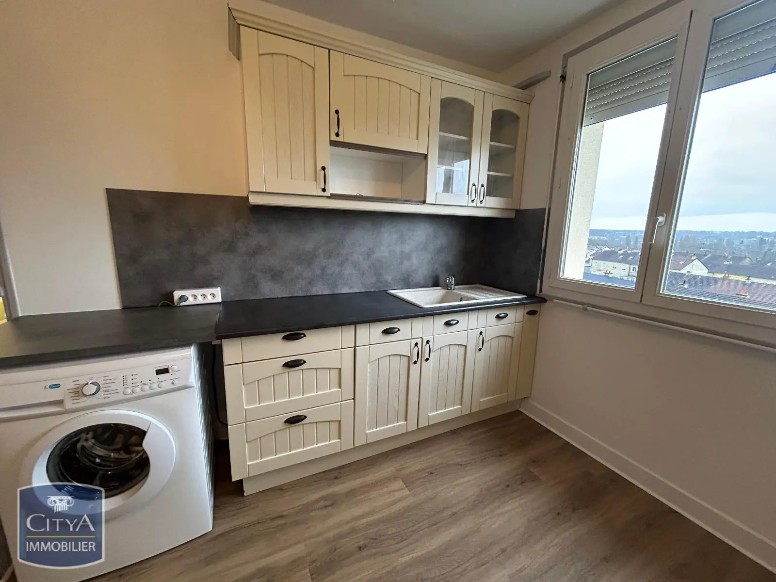 Photo 2 Appartement 2 pièces 27.66m²