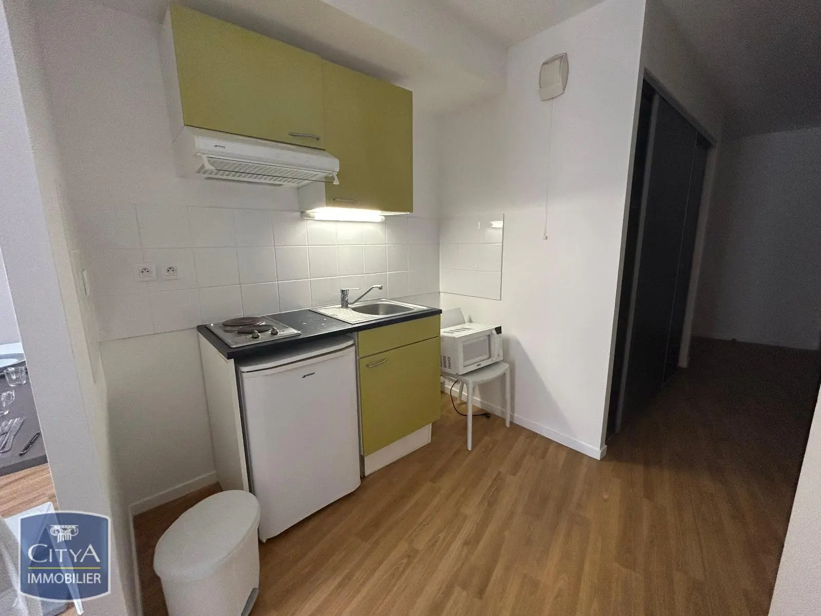 Photo 3 Appartement 1 pièce 32.06m²