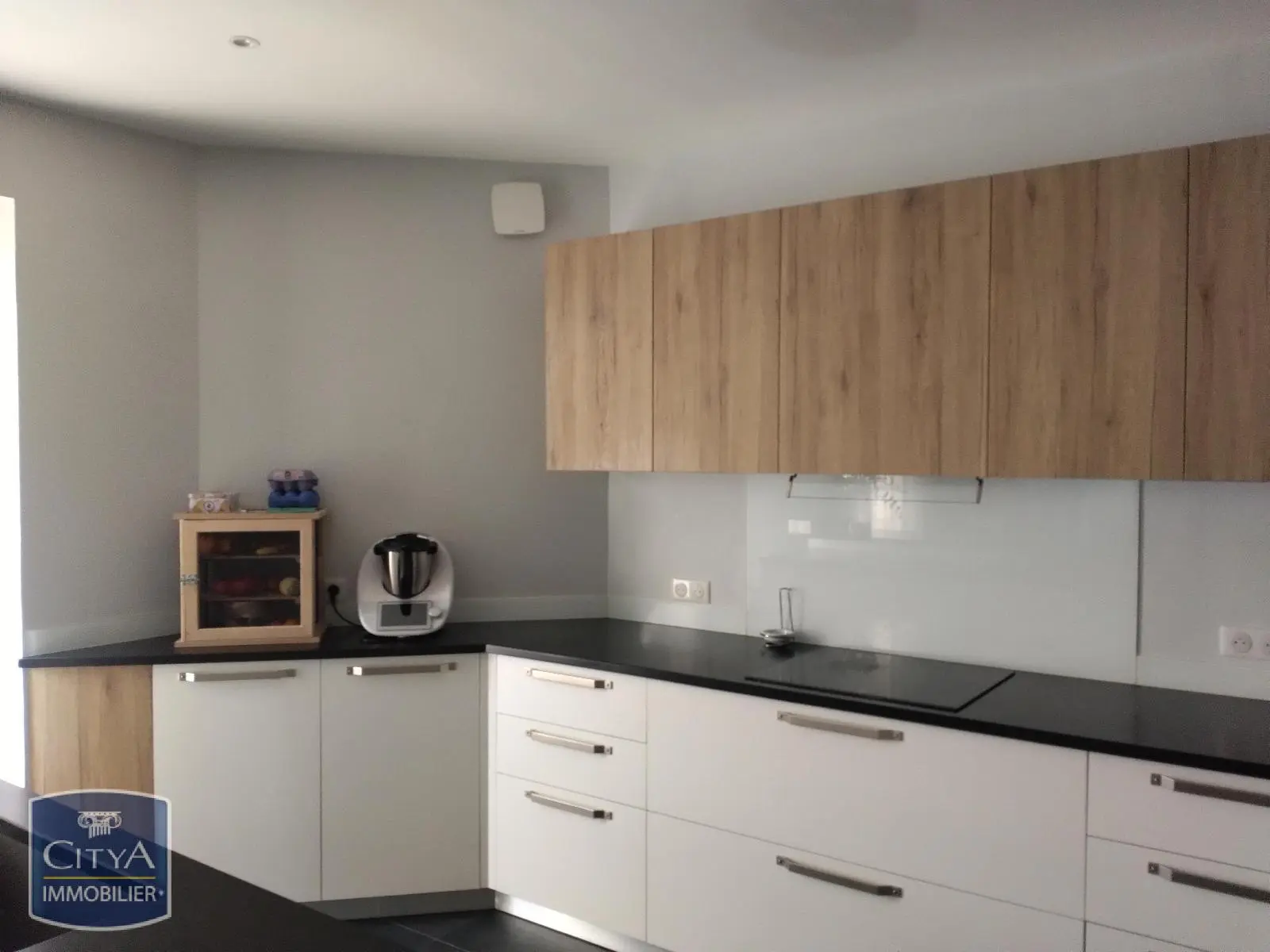 Photo 3 Appartement 4 pièces 210.82m²