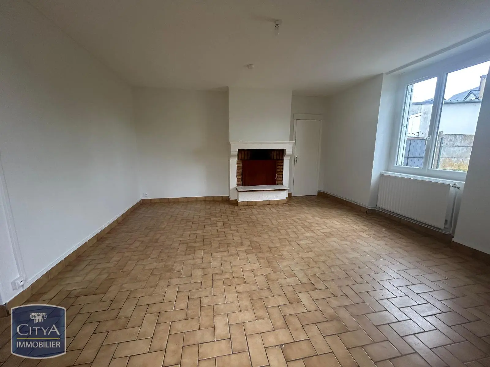 A LOUER MAISON 2 CHAMBRES