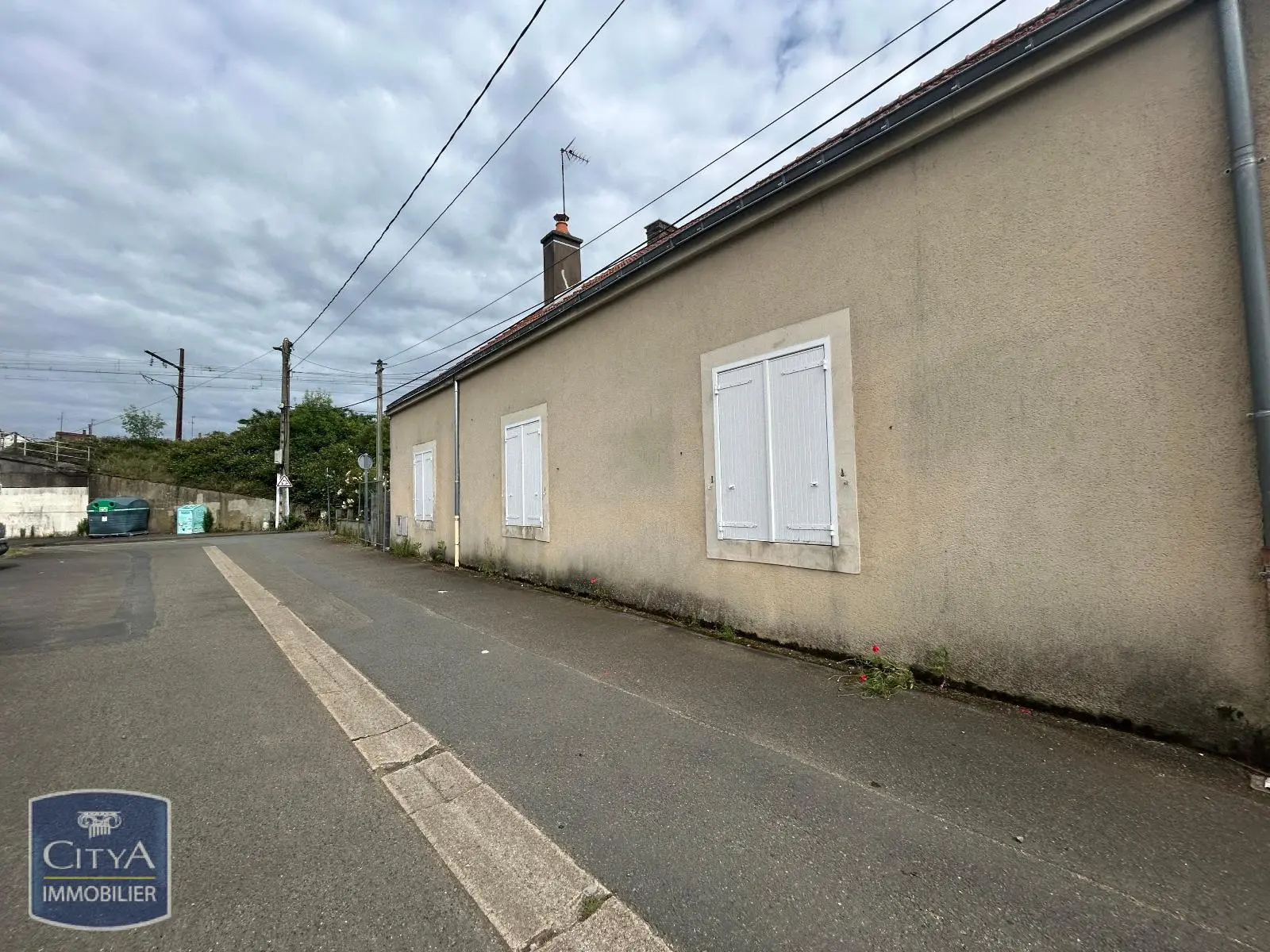 A LOUER MAISON 2 CHAMBRES