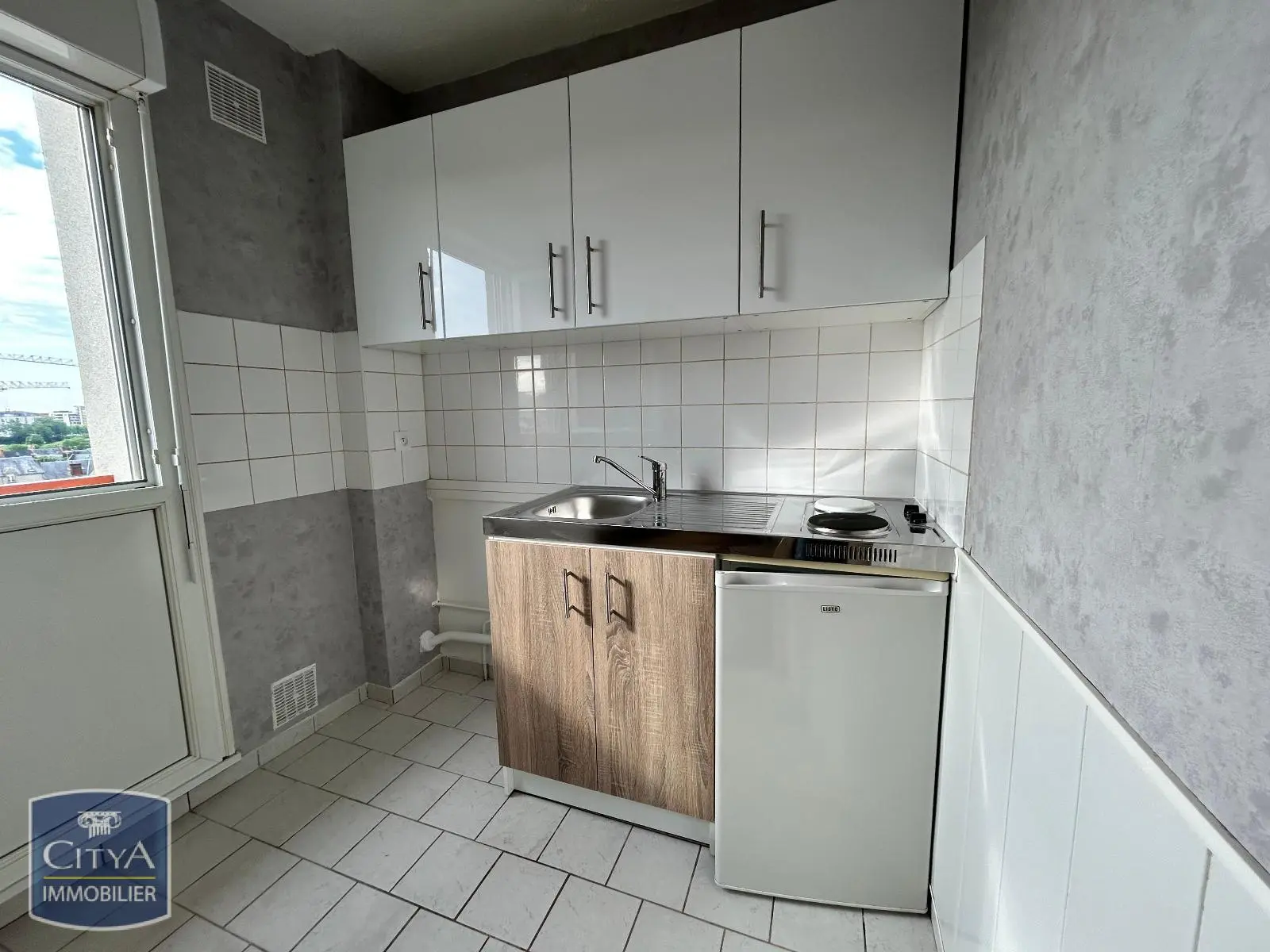 Photo 2 Appartement 1 pièce 33.73m²