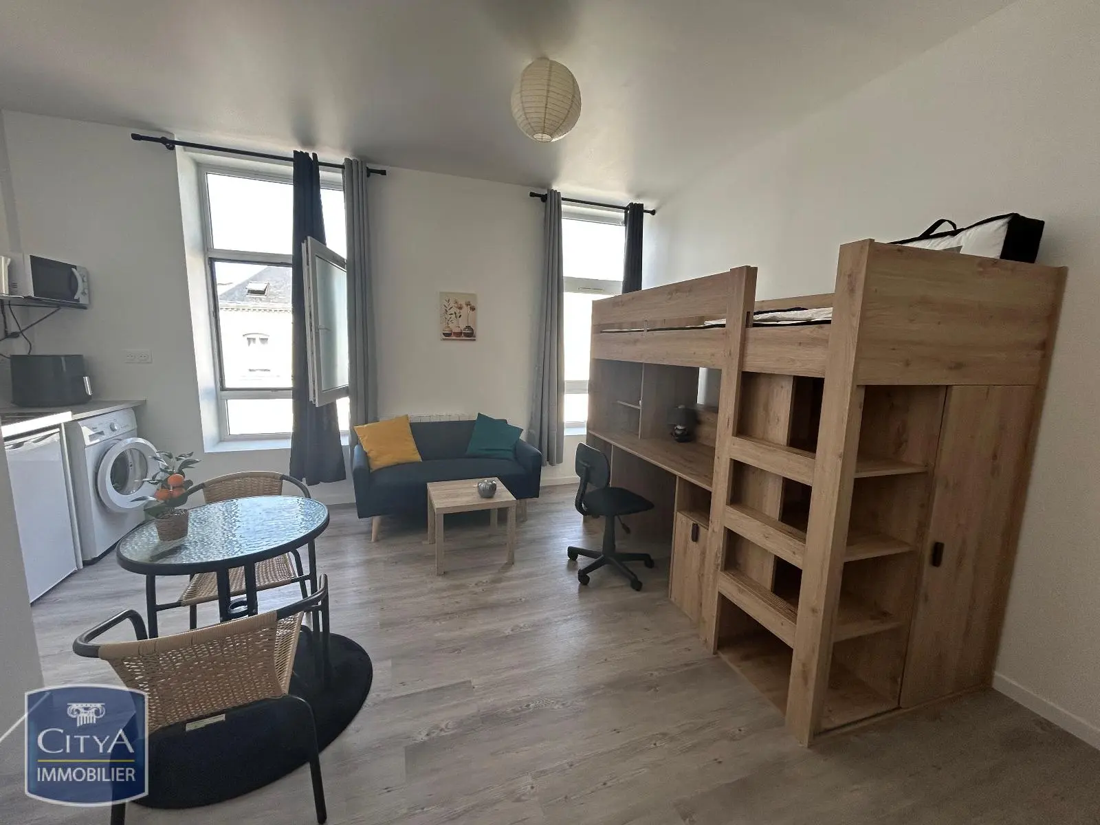 Photo 1 Appartement 1 pièce 21.93m²