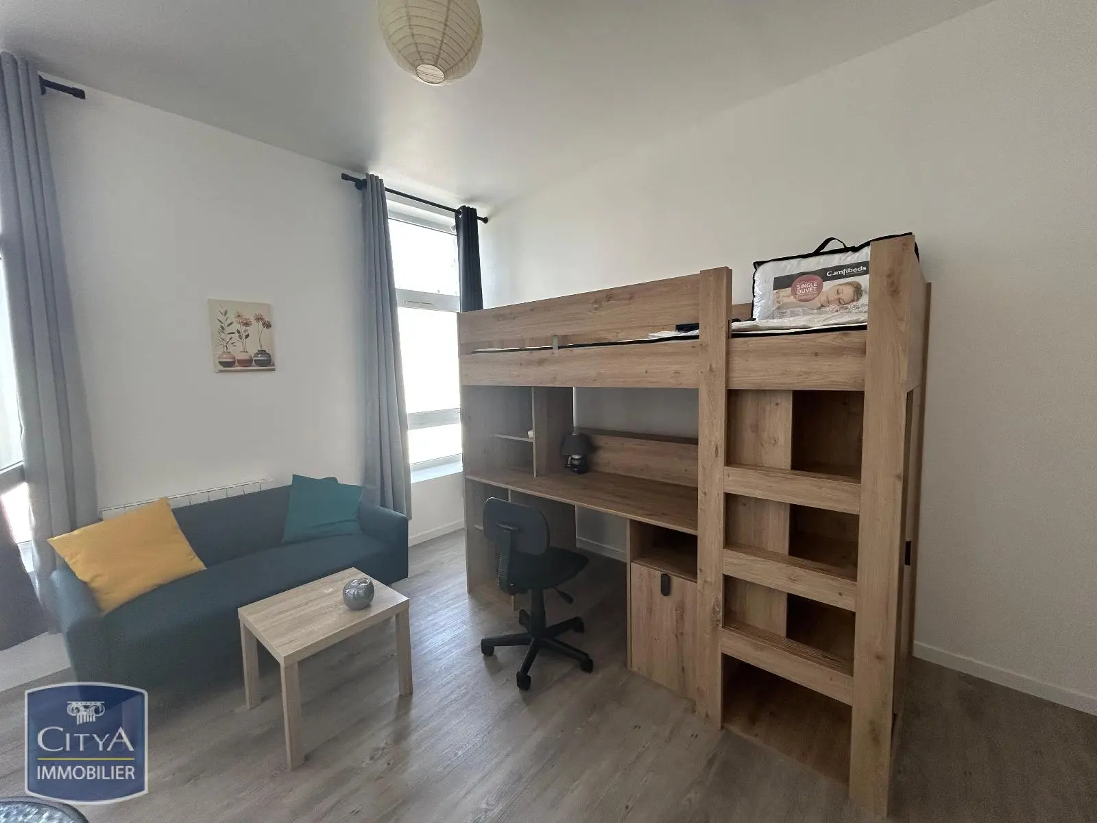A LOUER STUDIO MEUBLE PROCHE CENTRE
