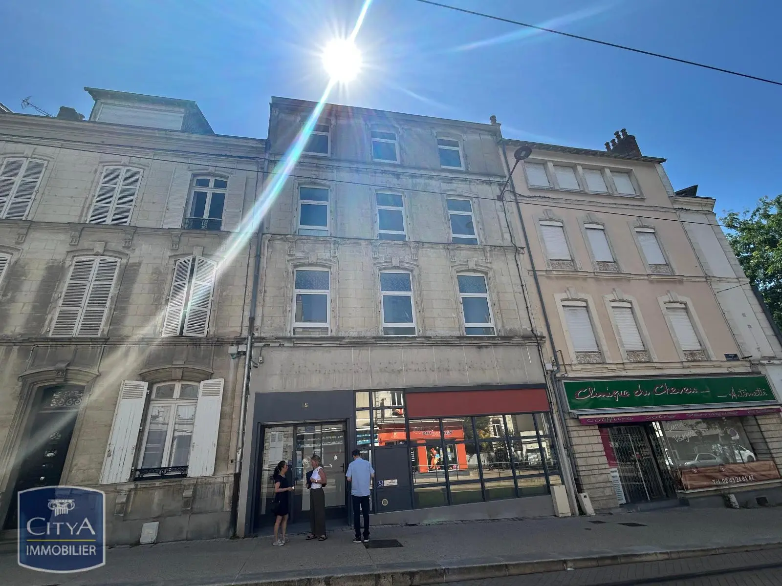 A LOUER STUDIO MEUBLE PROCHE CENTRE