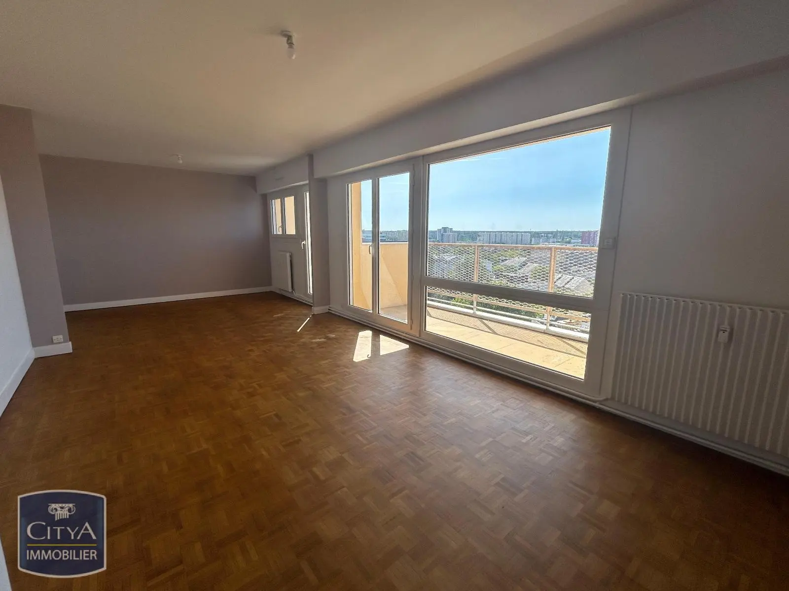 Photo 2 Appartement 4 pièces 74.96m²
