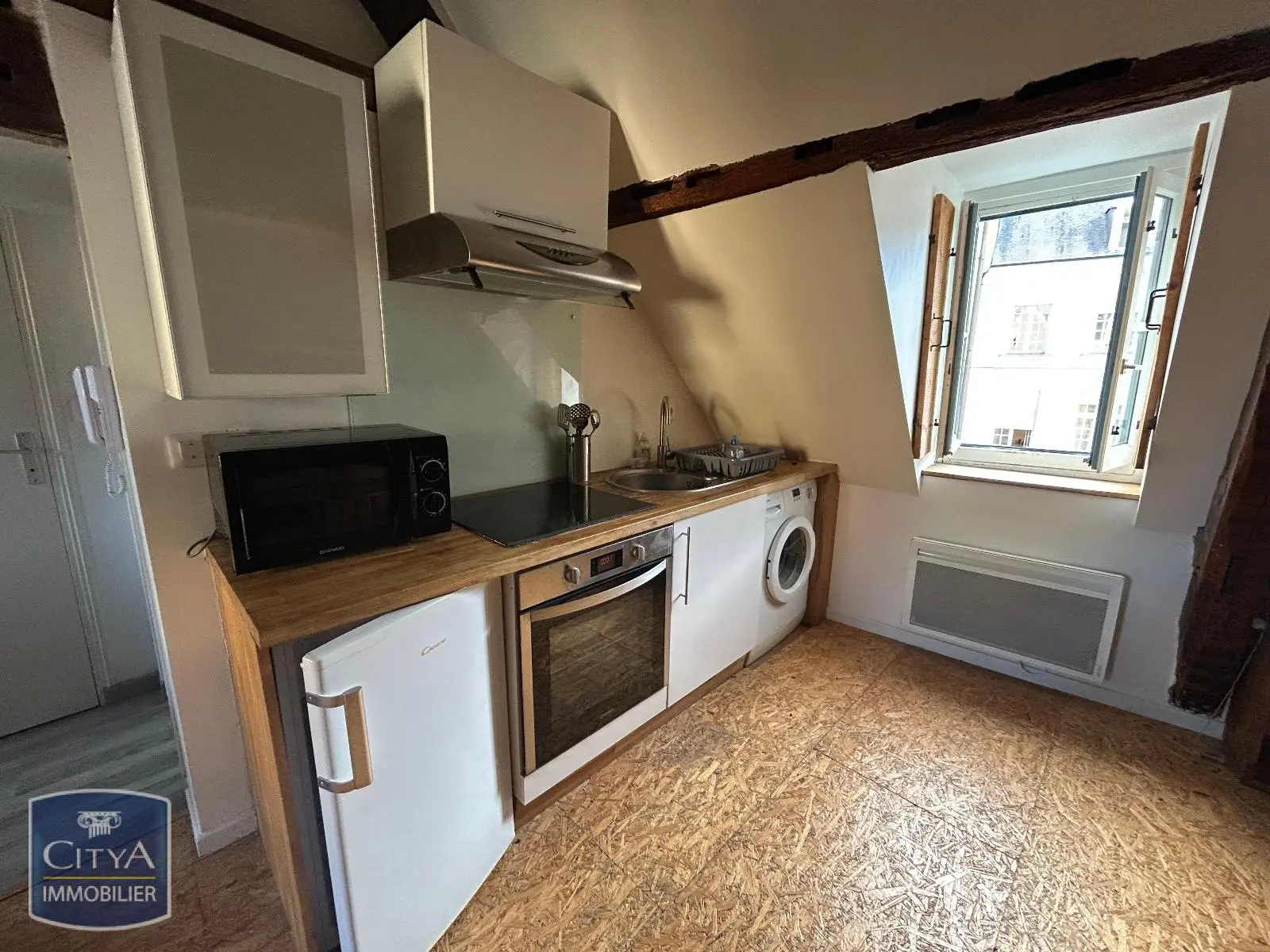 Photo 1 Appartement 1 pièce 25.42m²