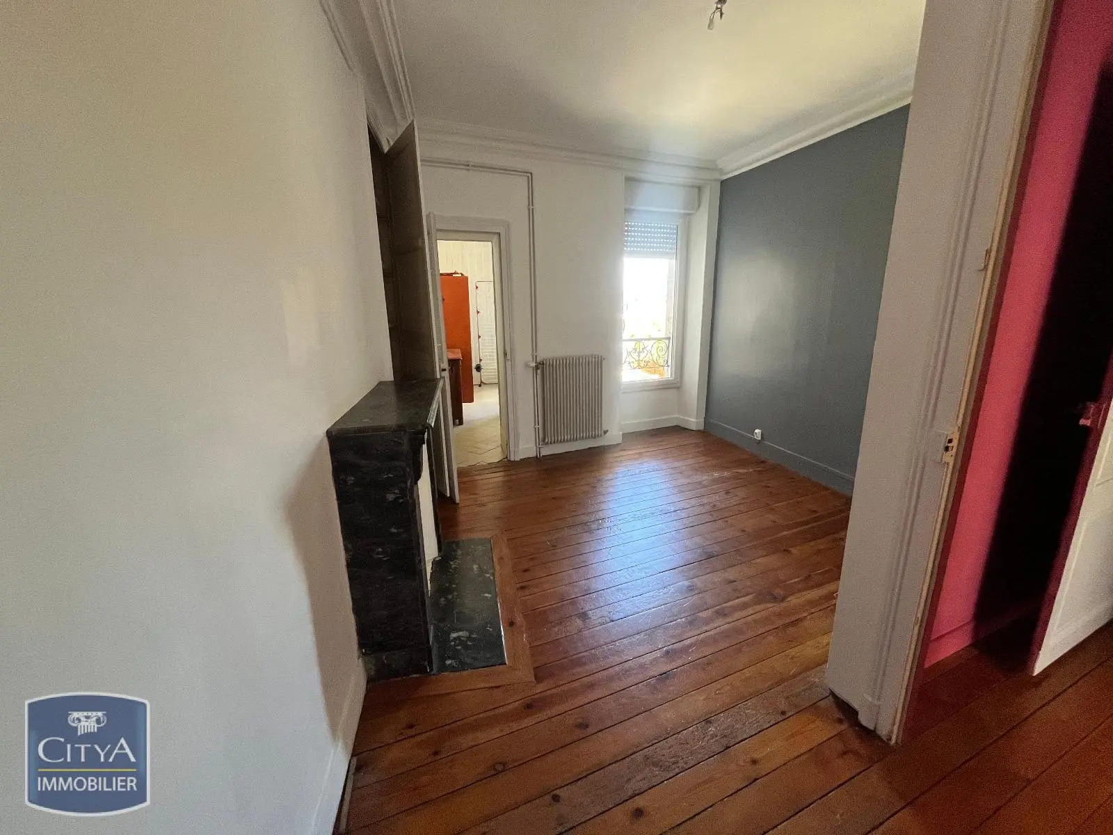 A LOUER LE MANS LOCATION 6 PIECES CENTRE VILLE PROCHE COMMERCES ET TRANSPORT TERRASSE ET CAVE