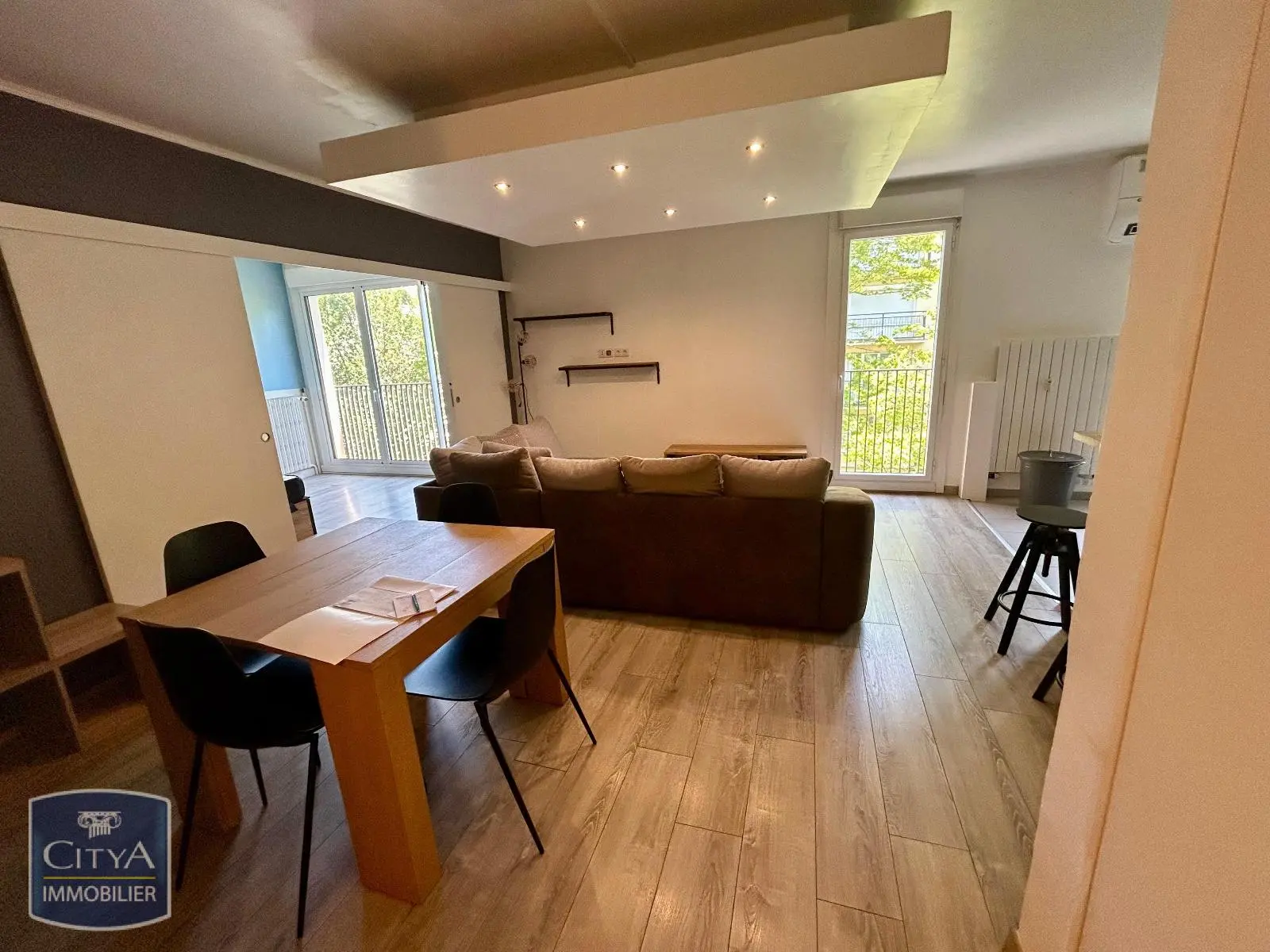 Photo 2 Appartement 2 pièces 57.6m²