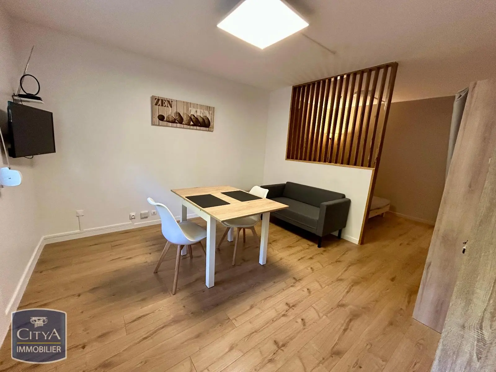 Photo 2 Appartement 1 pièce 32m²