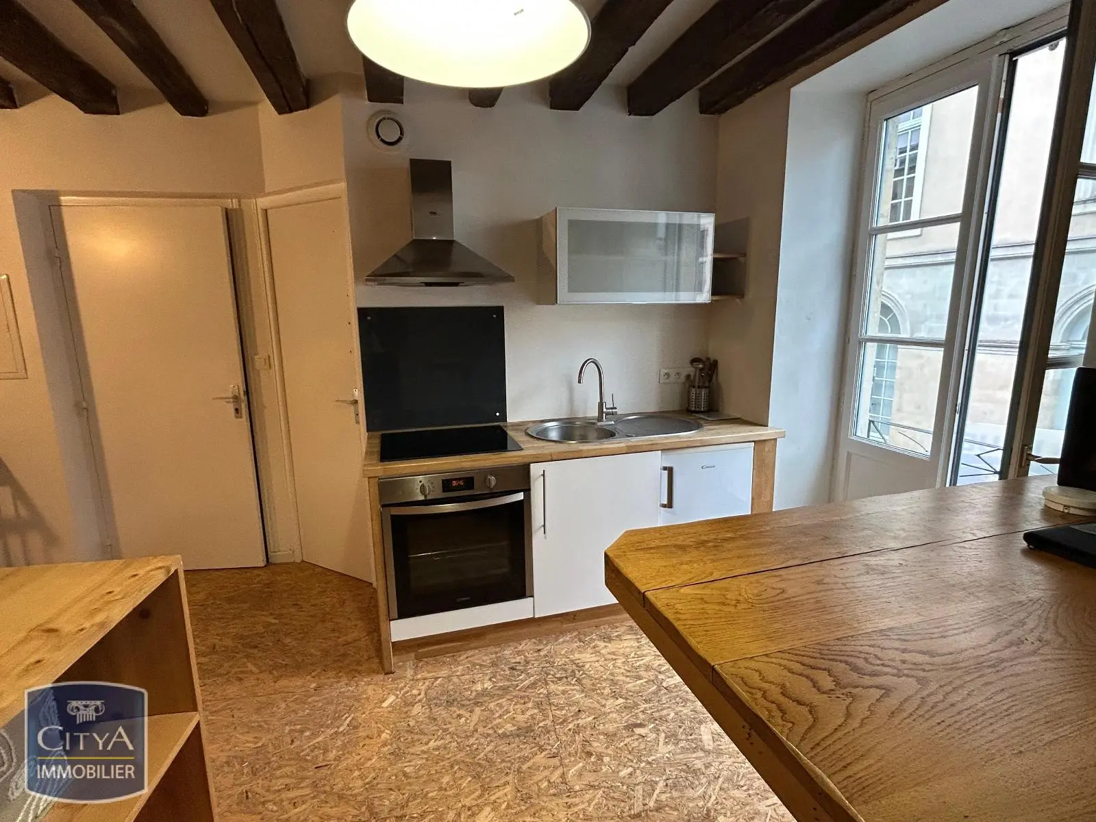 Photo 1 Appartement 1 pièce 24.98m²