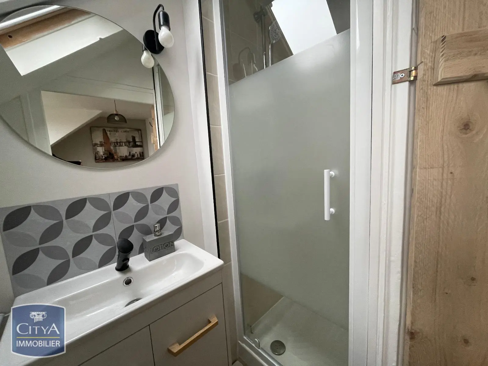 Photo 4 Appartement 1 pièce 23.95m²