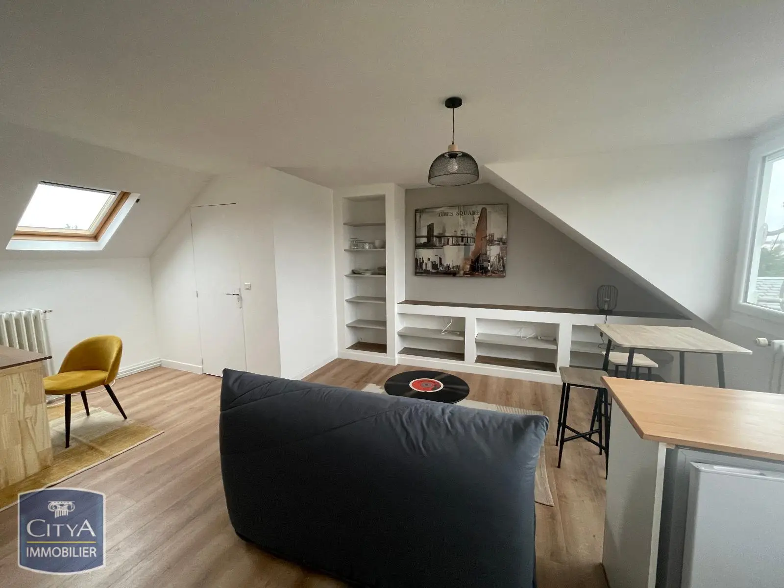 Photo 2 Appartement 1 pièce 23.95m²