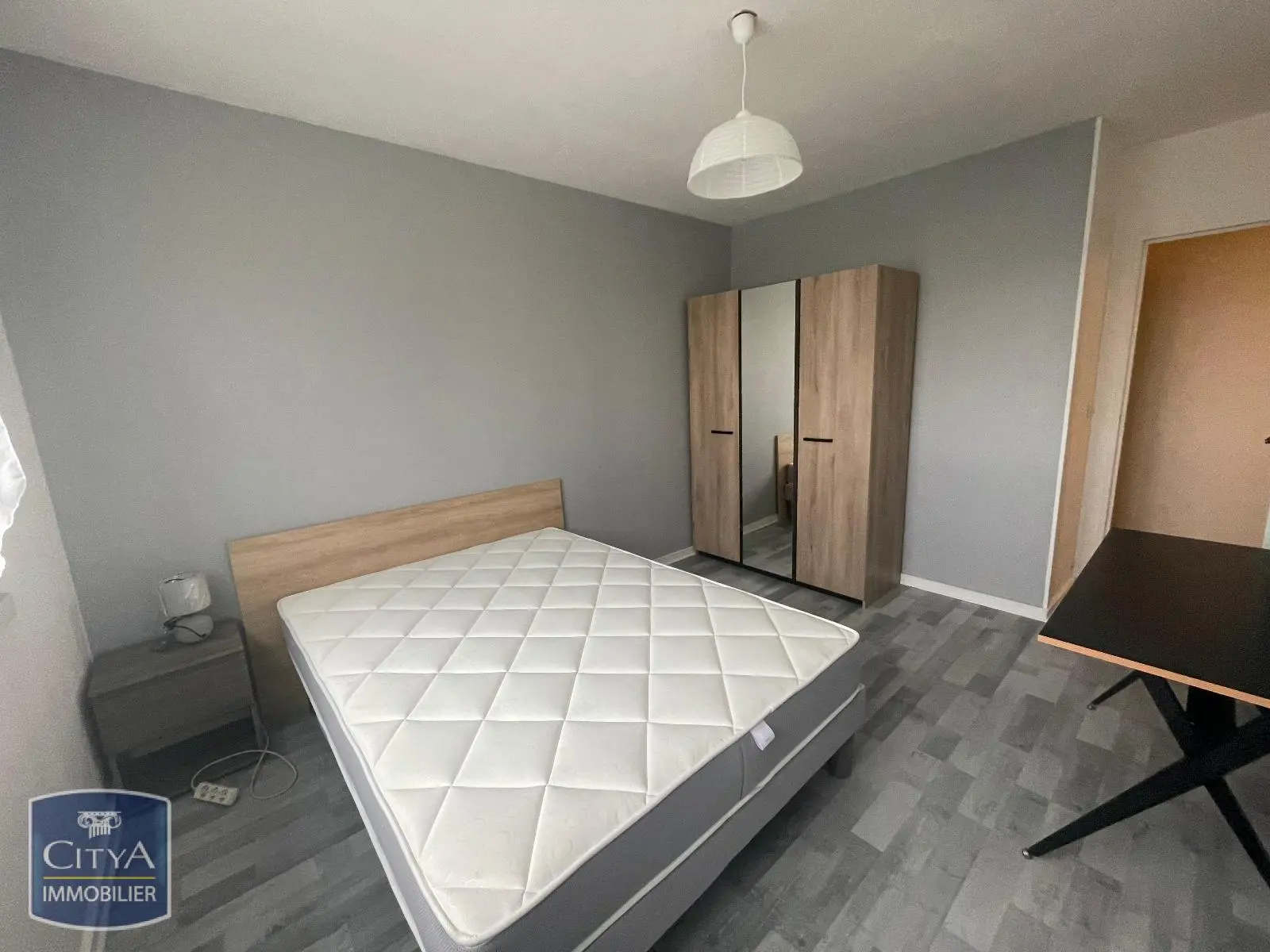 Photo 1 Appartement 1 pièce 11.79m²