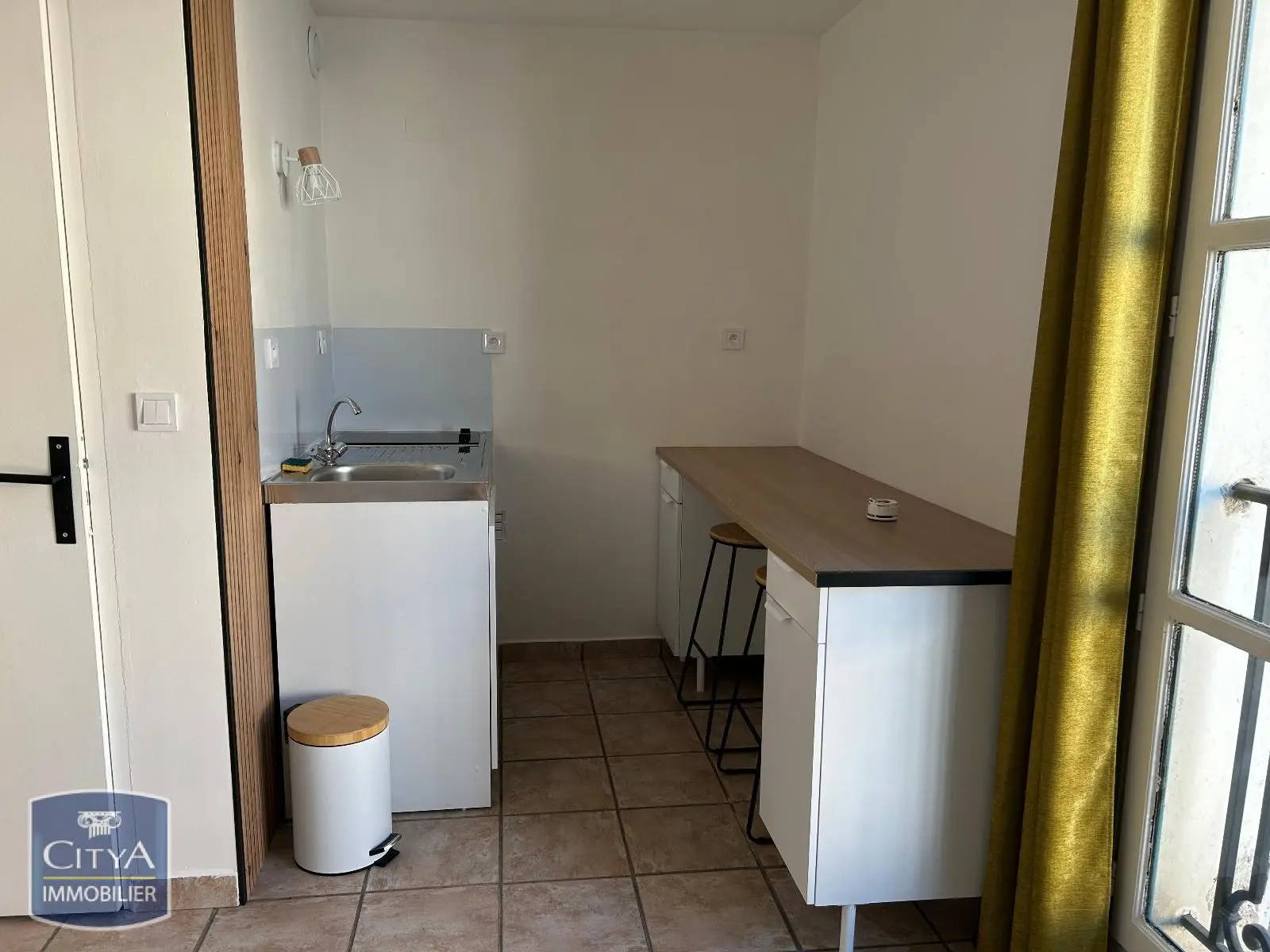 Photo 2 Appartement 1 pièce 18.98m²