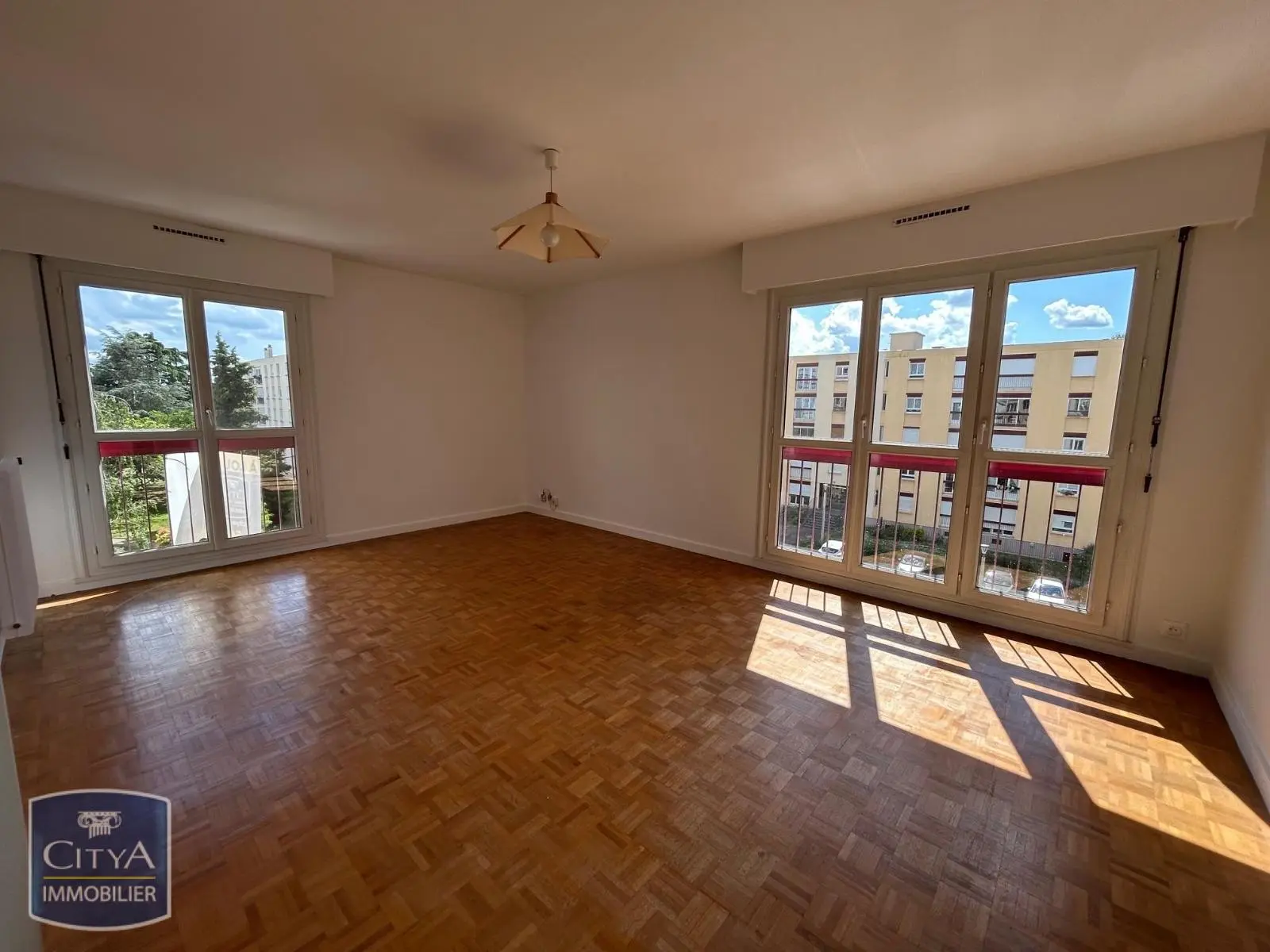 Photo 3 Appartement 2 pièces 54.77m²