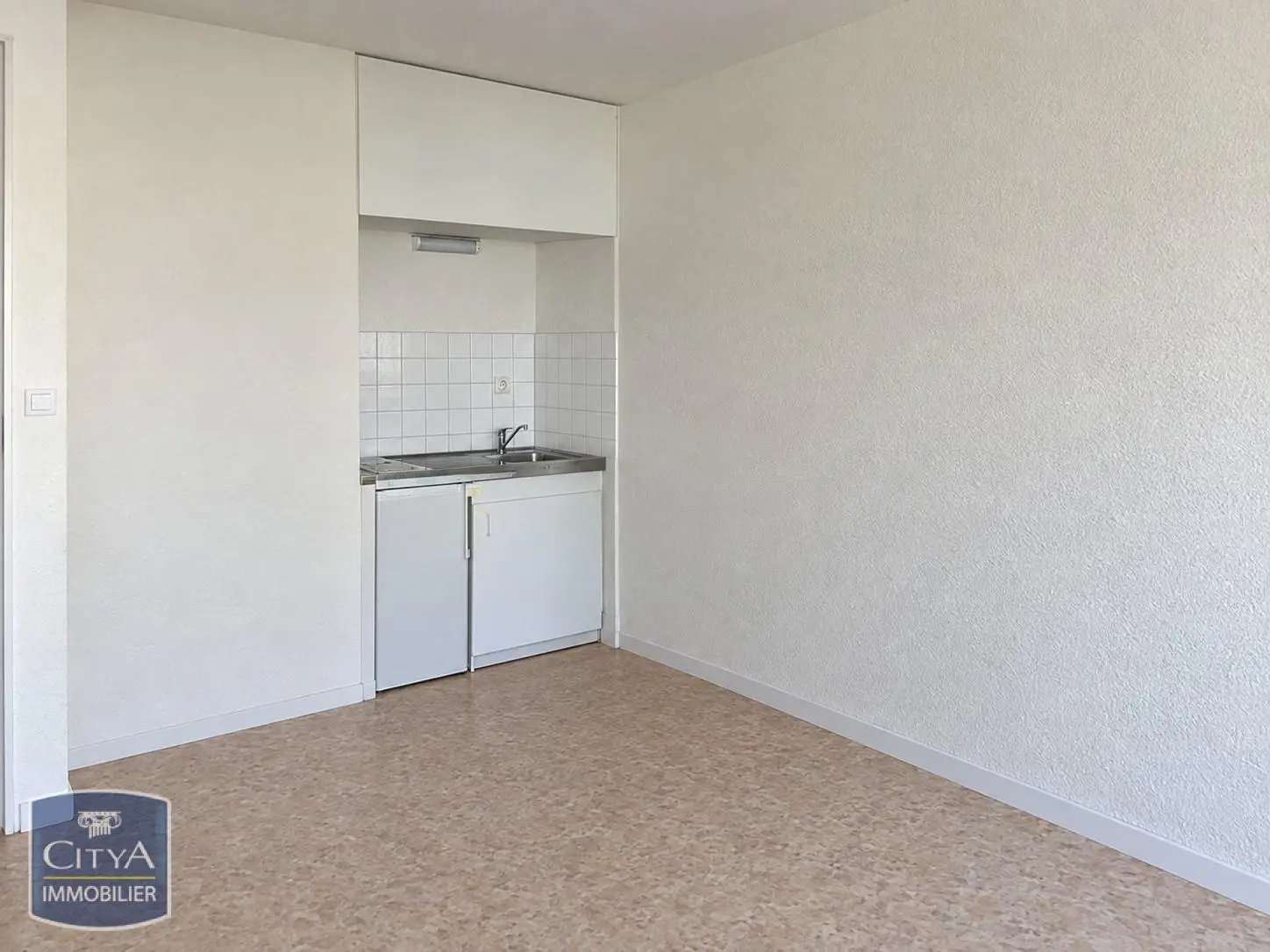 Photo 3 Appartement 1 pièce 19.58m²