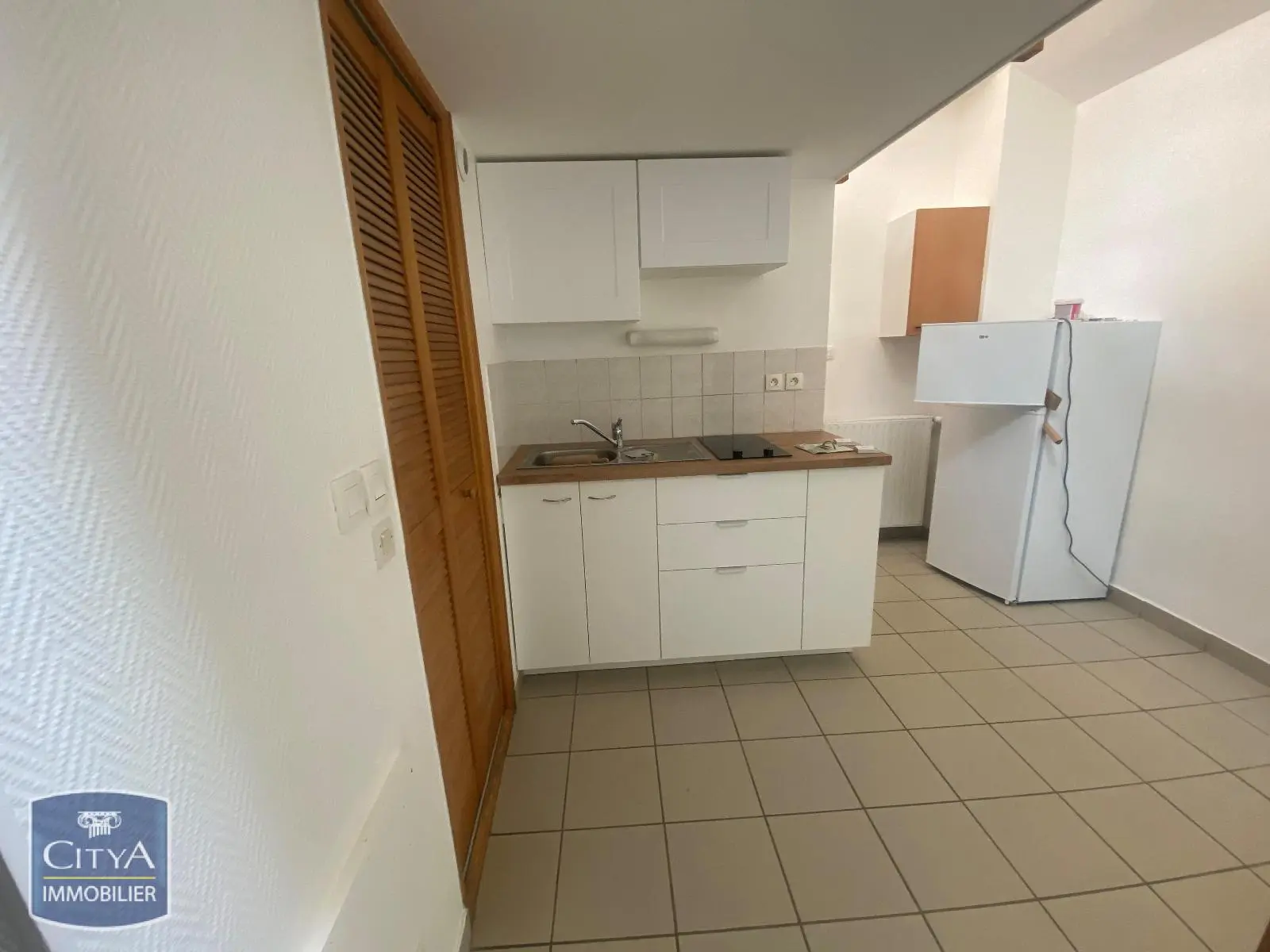 Photo 2 Appartement 1 pièce 22.29m²