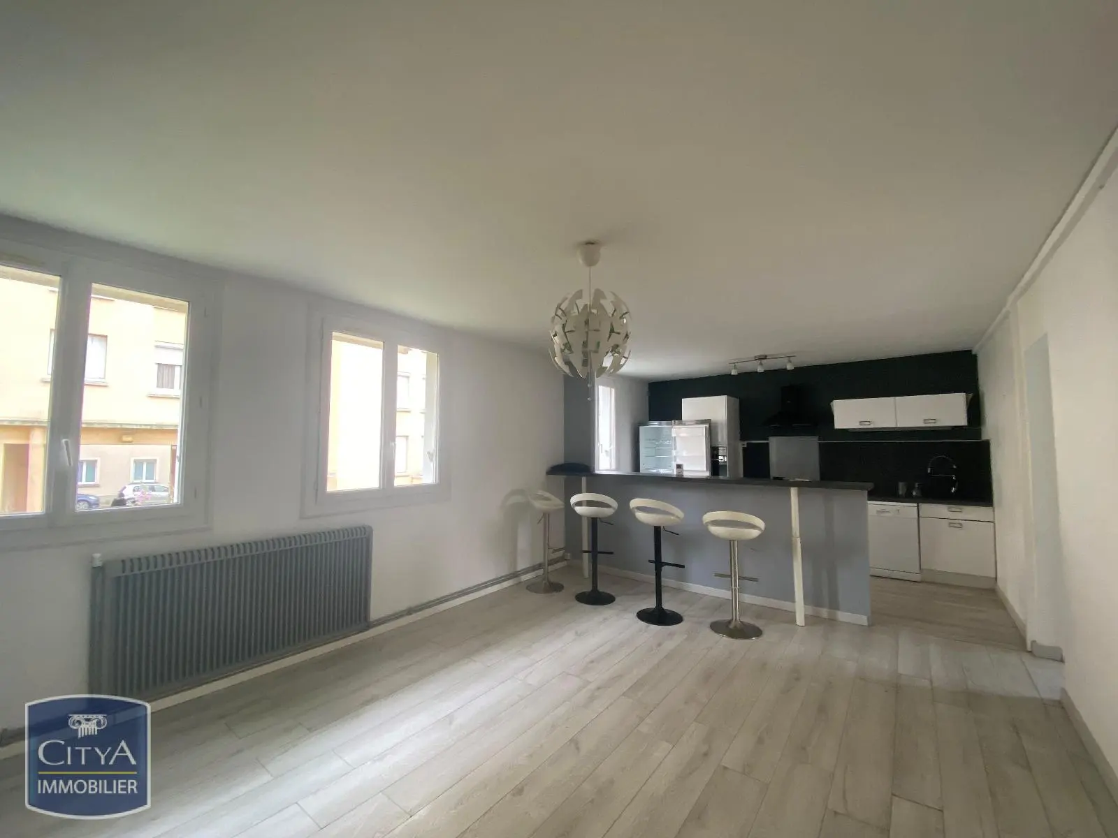 Photo 2 Appartement 5 pièces 75.02m²