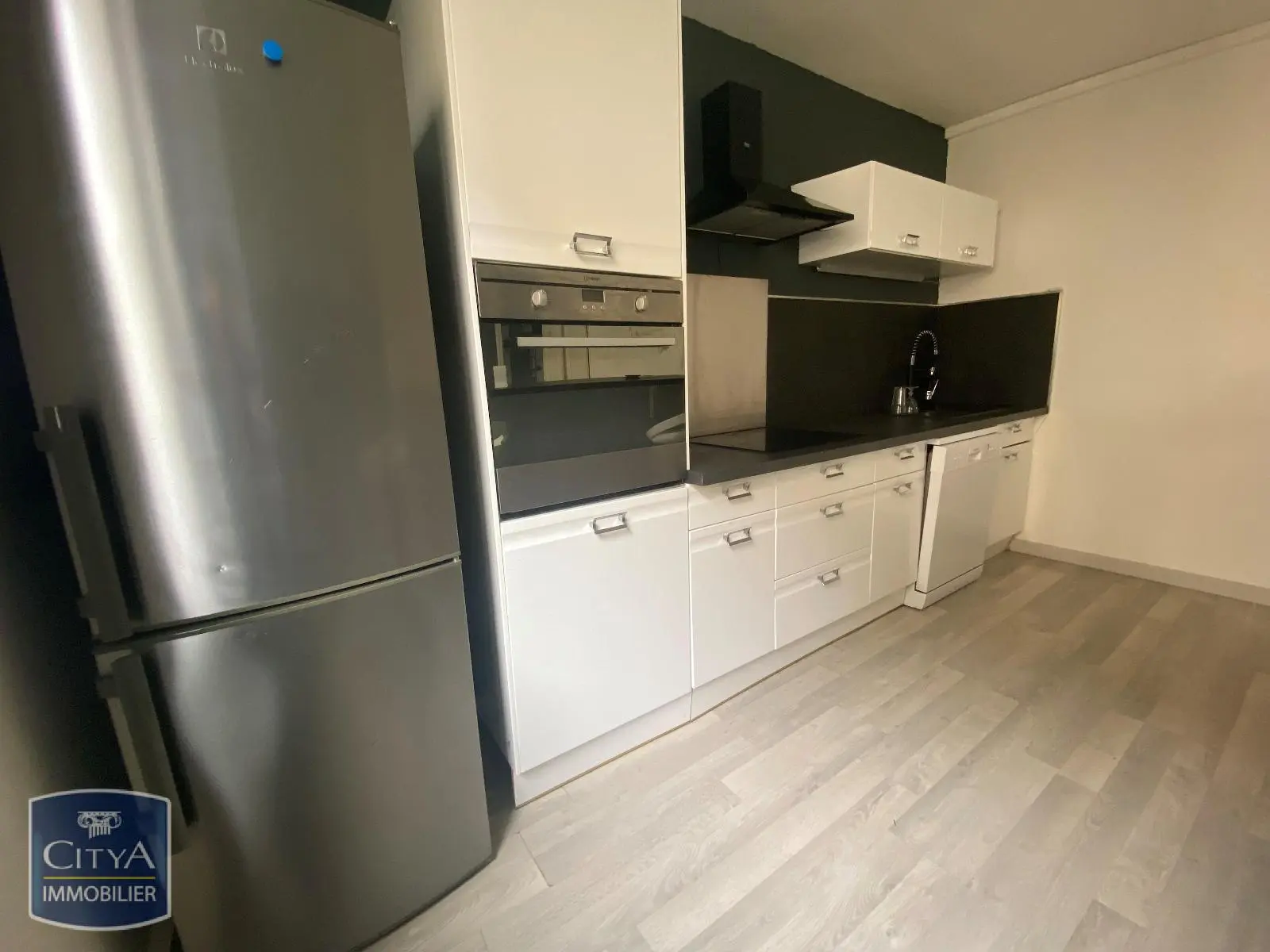 Photo 3 Appartement 5 pièces 75.02m²