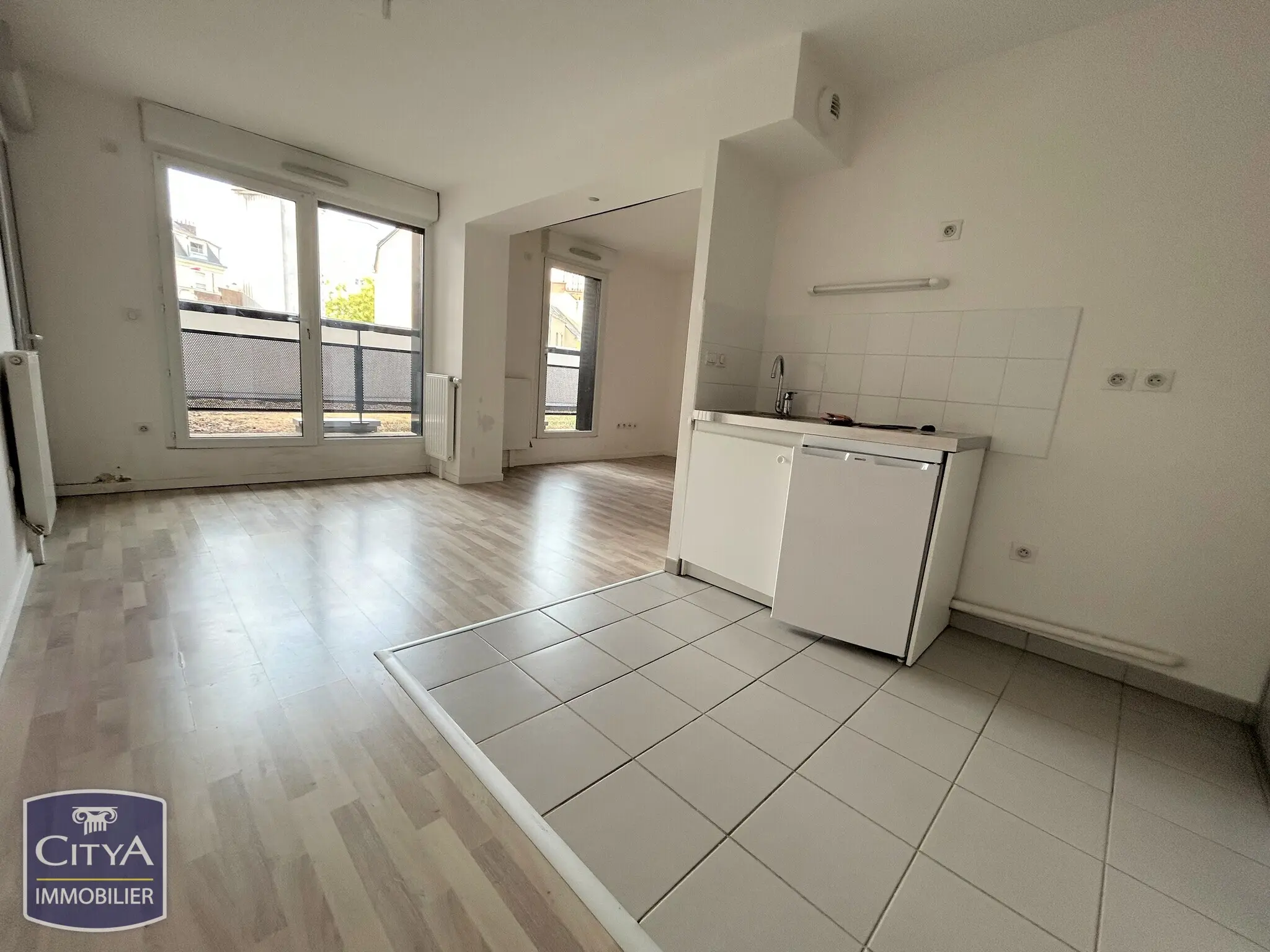 Photo 3 Appartement 1 pièce 33.92m²