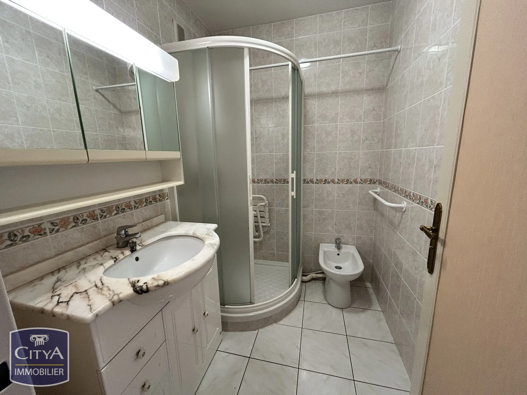 Photo 4 Appartement 4 pièces 76.57m²