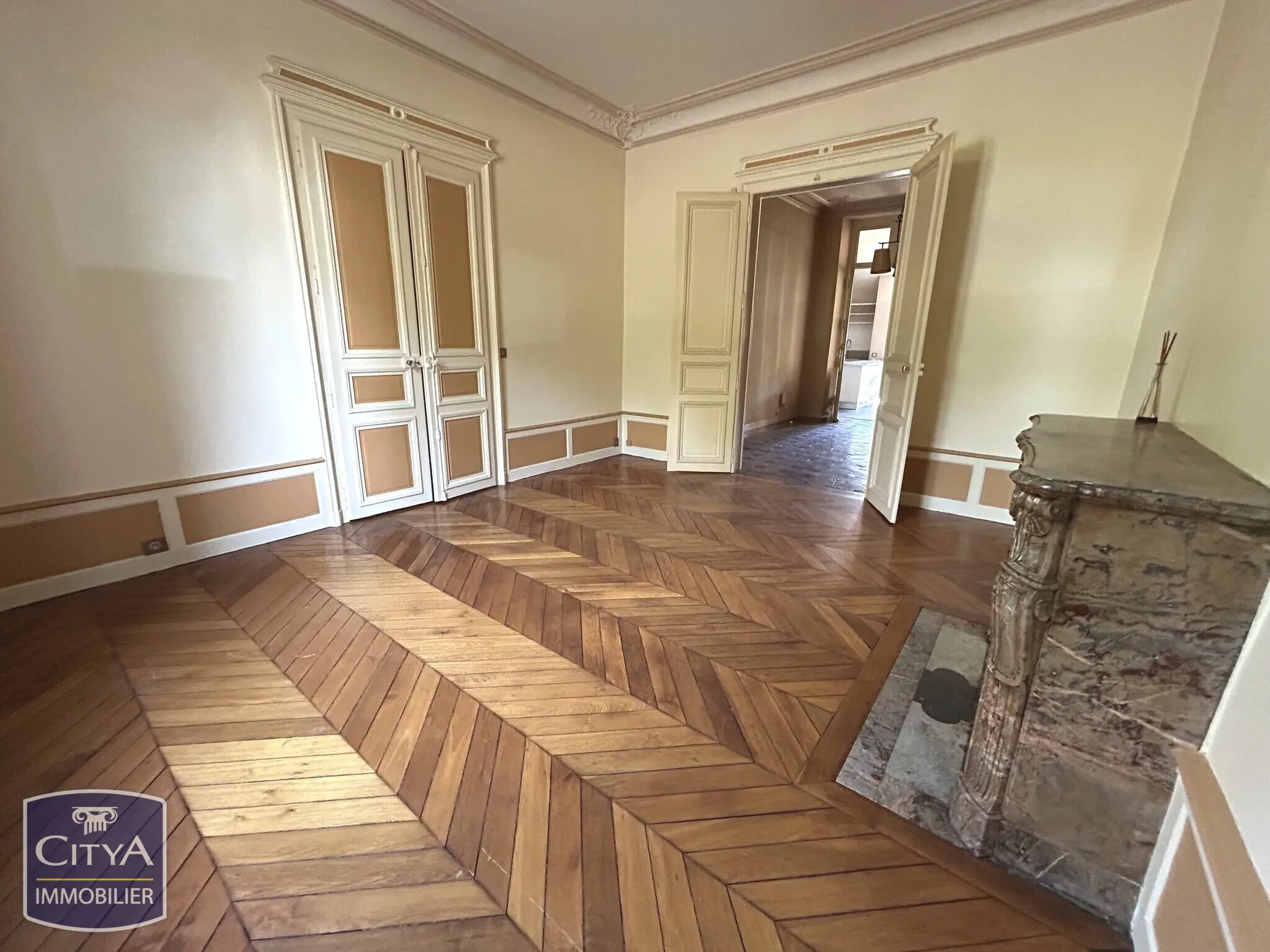 Photo 1 Maison 6 pièces 168m²