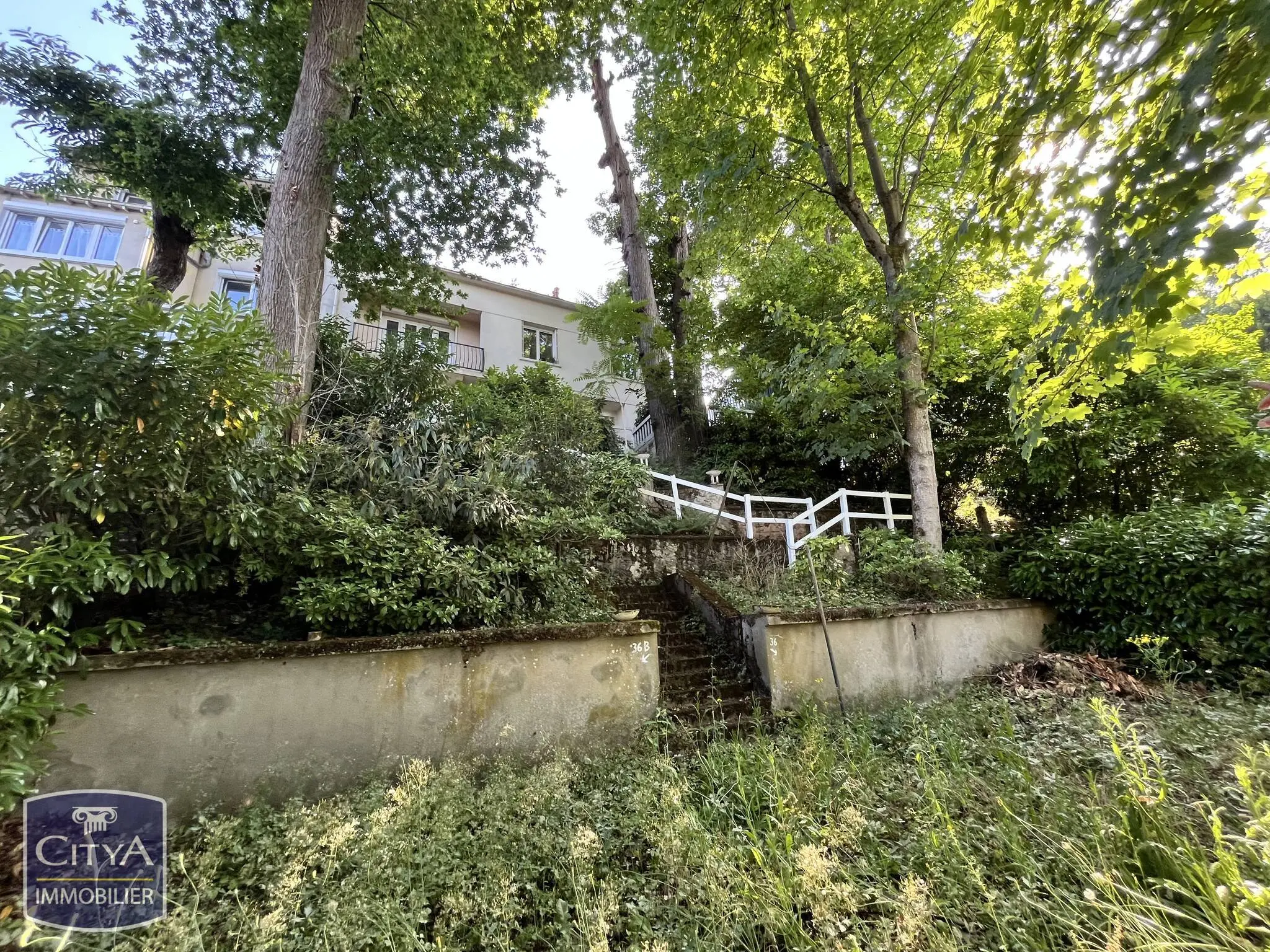 Photo 2 Immeuble 126m²