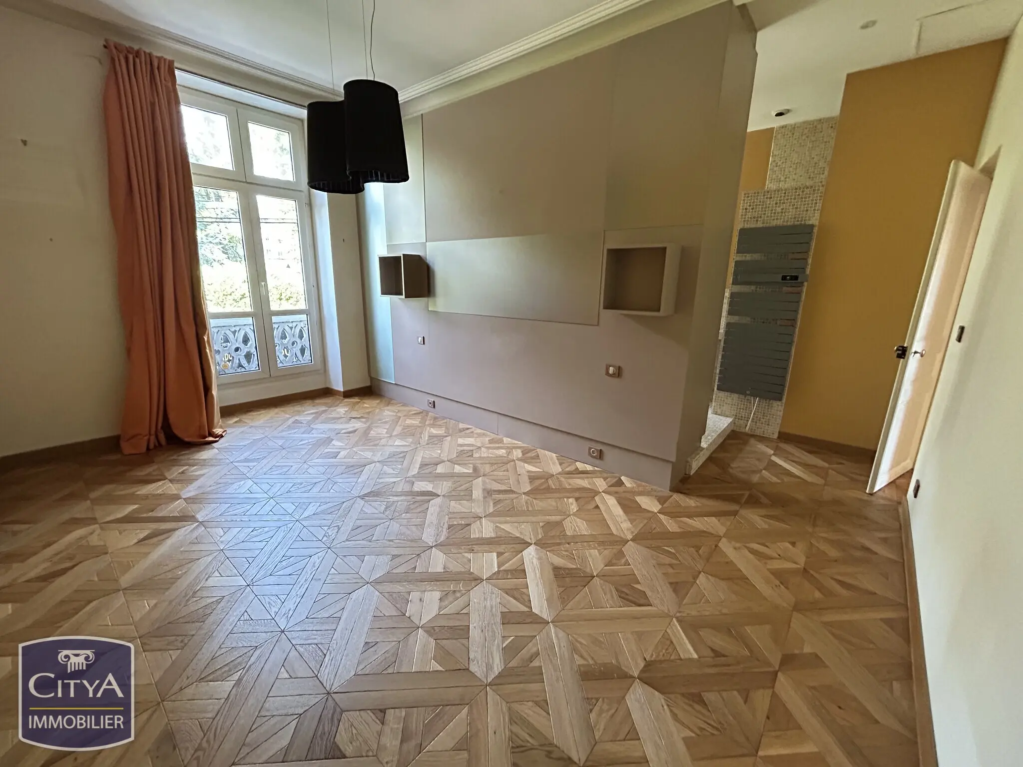 Photo 6 Maison 6 pièces 168m²