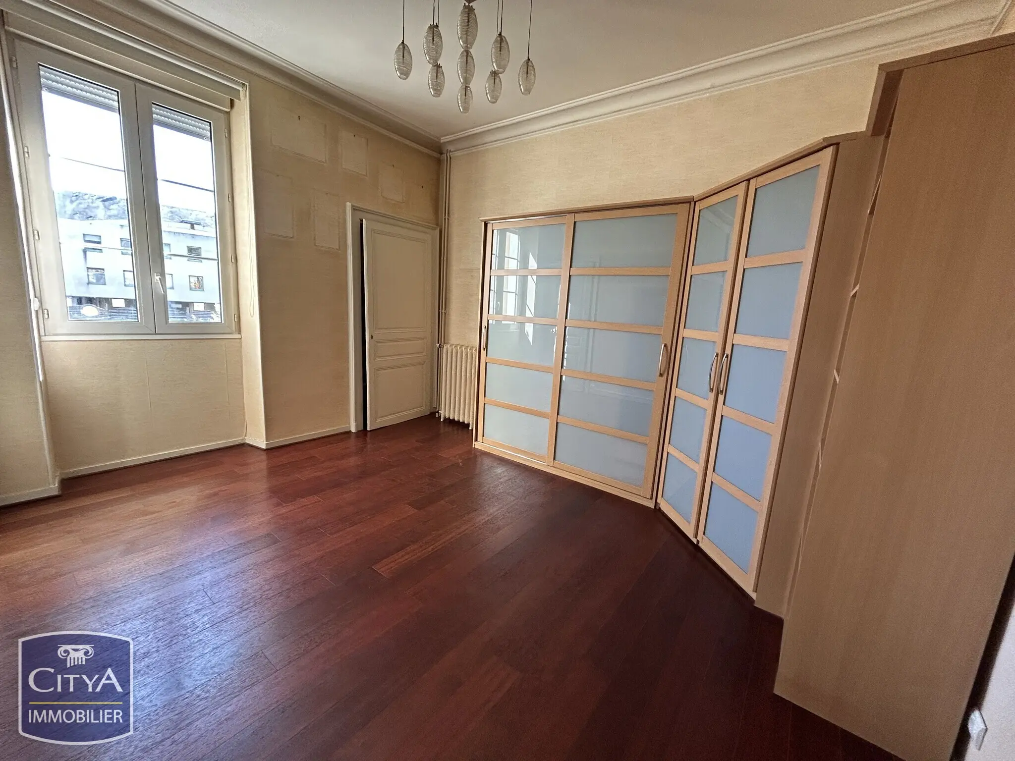 Photo 8 Maison 6 pièces 168m²