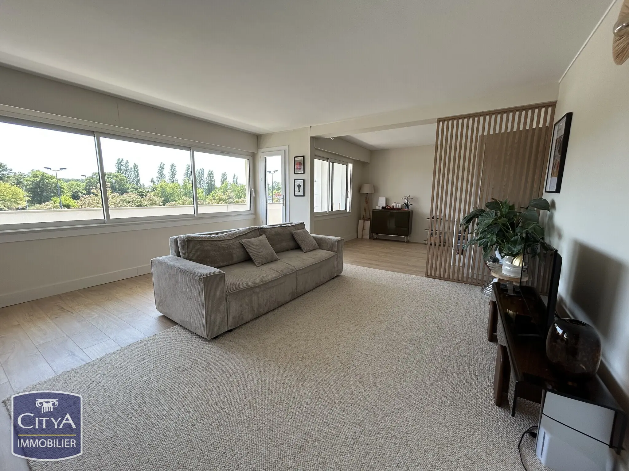 Photo 1 Appartement 5 pièces 96.63m²