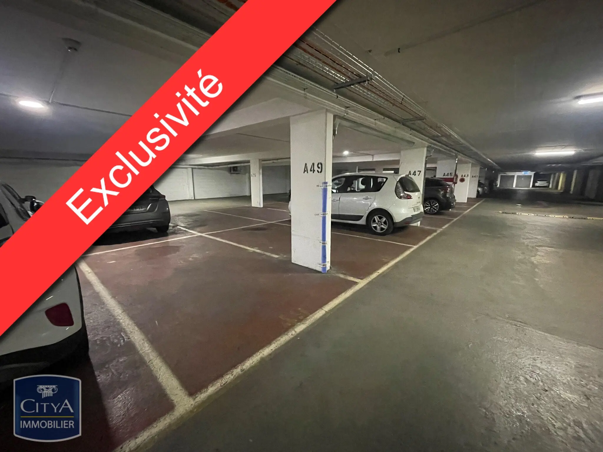 Photo 1 Parking